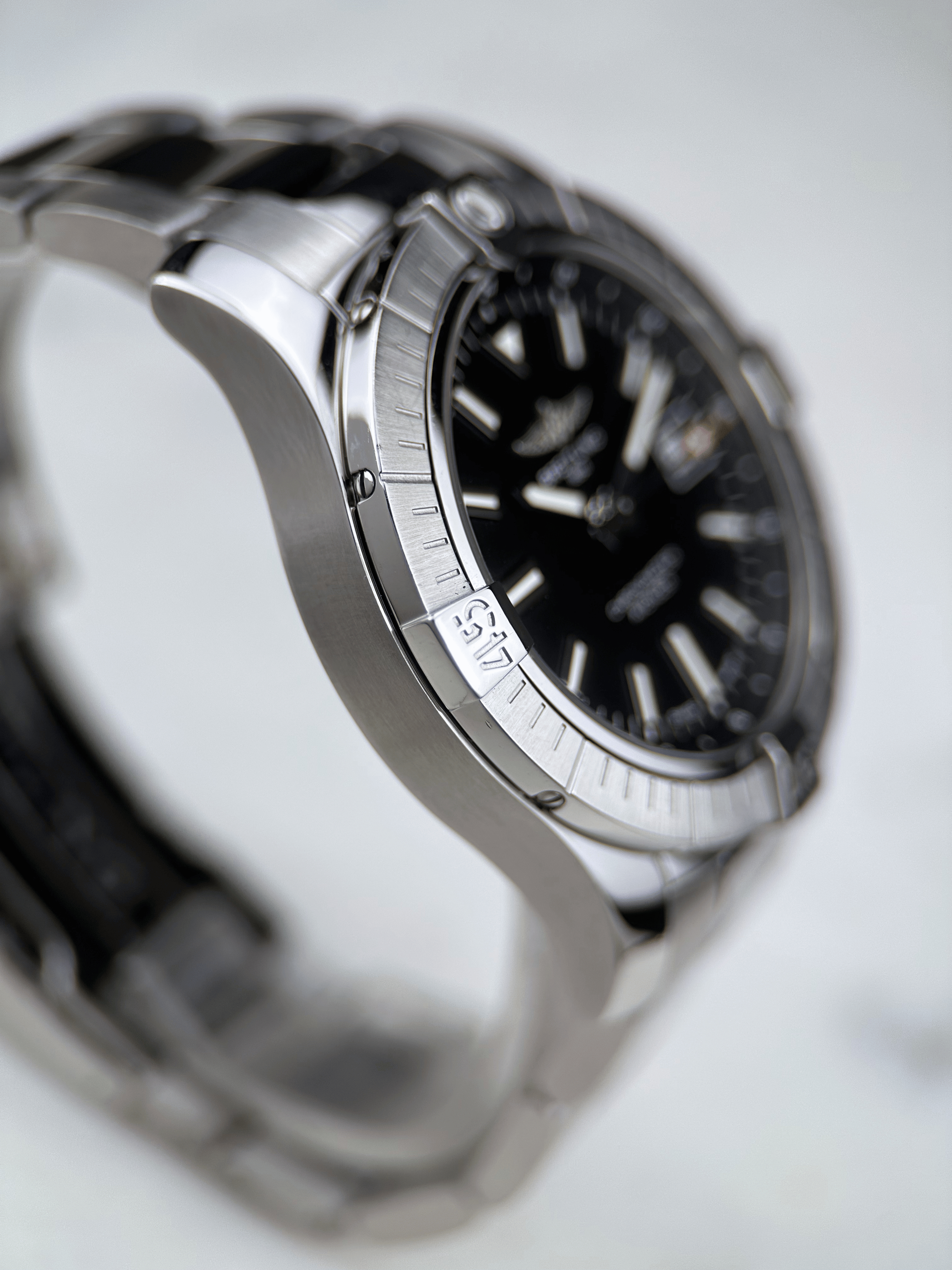 Breitling Avenger Schwarz A17318 Automatik Fullset 2018