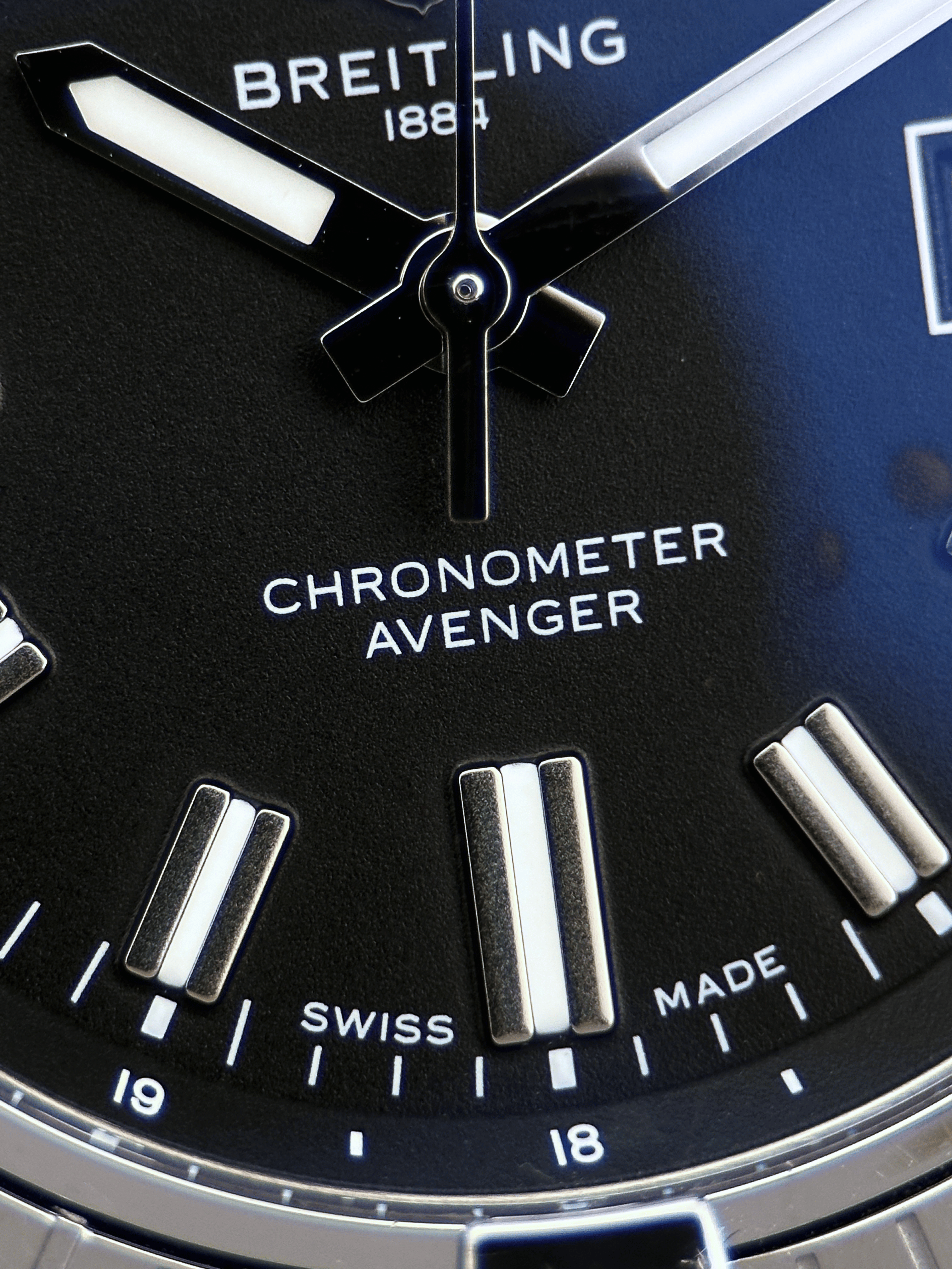 Breitling Avenger Schwarz A17318 Automatik Fullset 2018