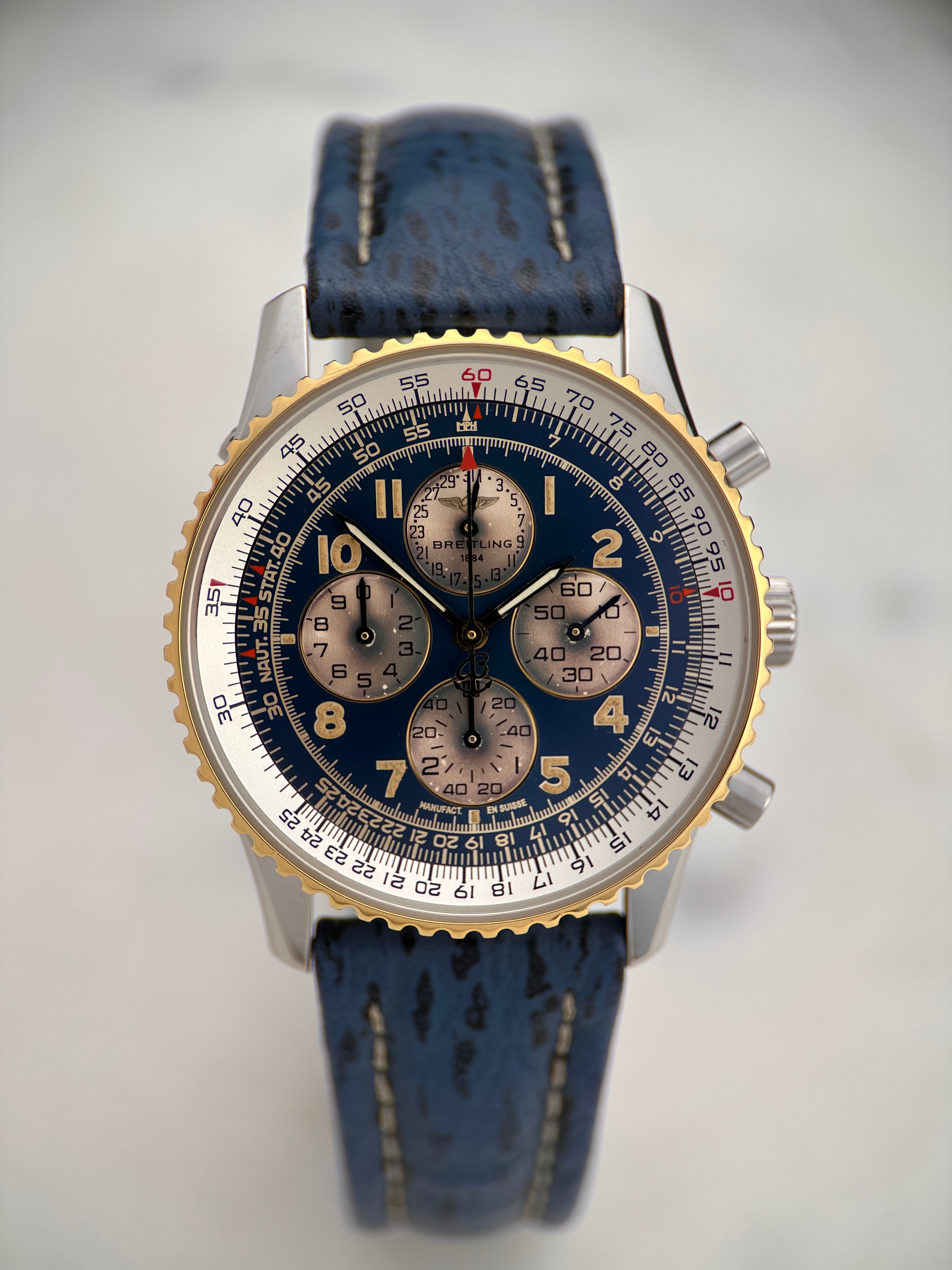 Breitling Navitimer Airborne D33030 Service 2025