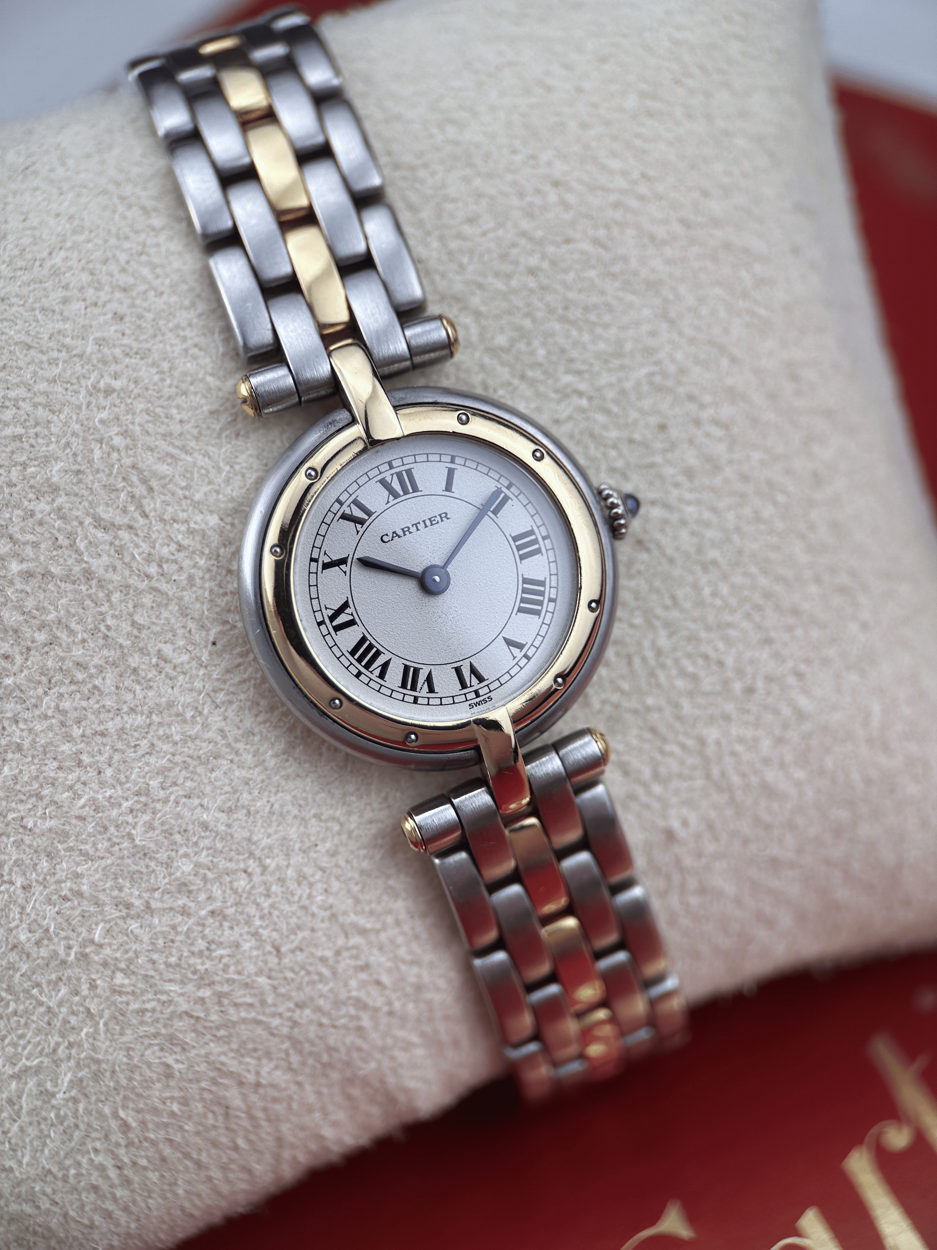 Cartier Panthere Ronde 1057920 1 Row