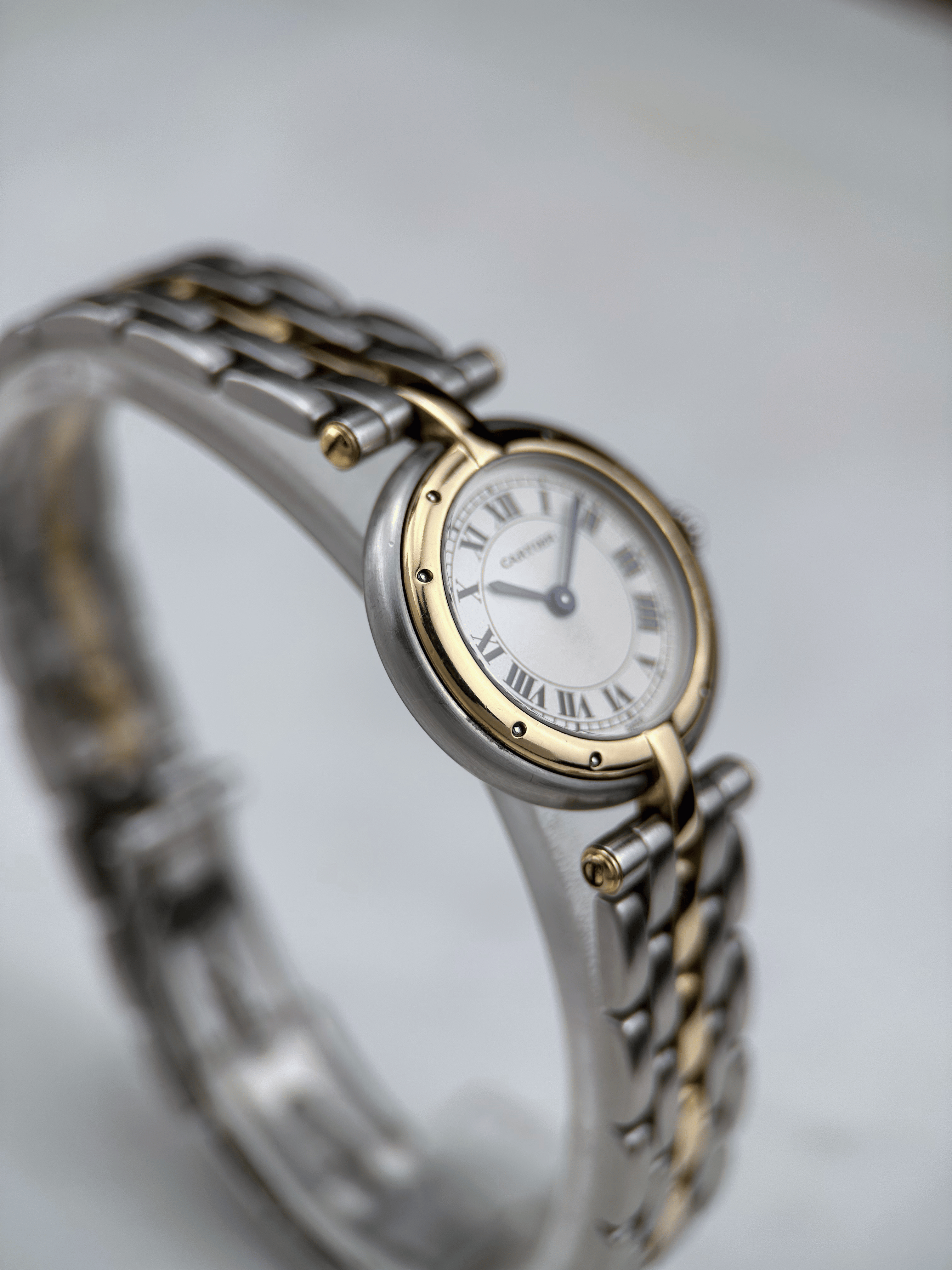 Cartier Panthere Ronde 1057920 1 Row