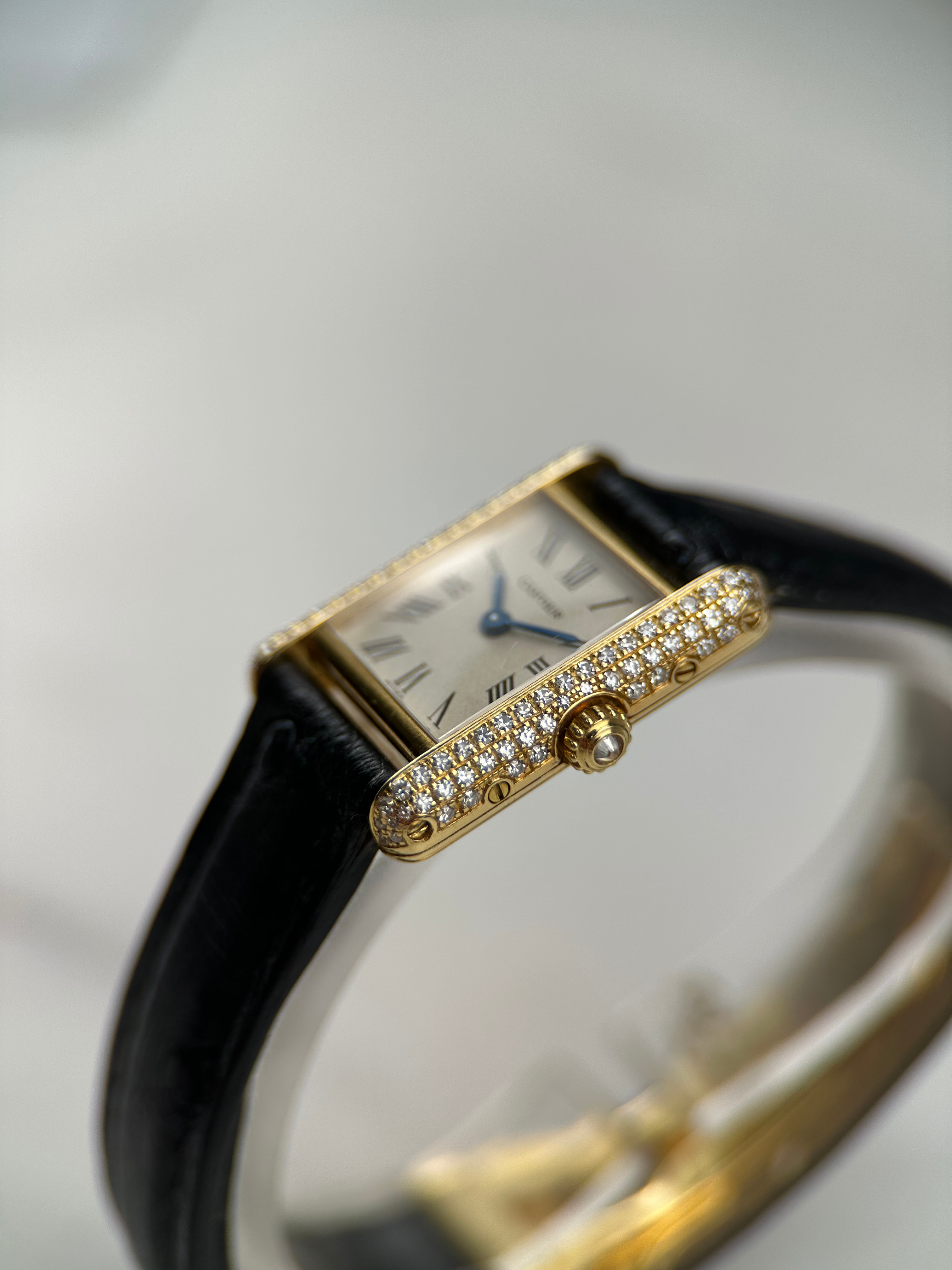 Cartier Tank Louis Quartz 80570 Brillant Besatz