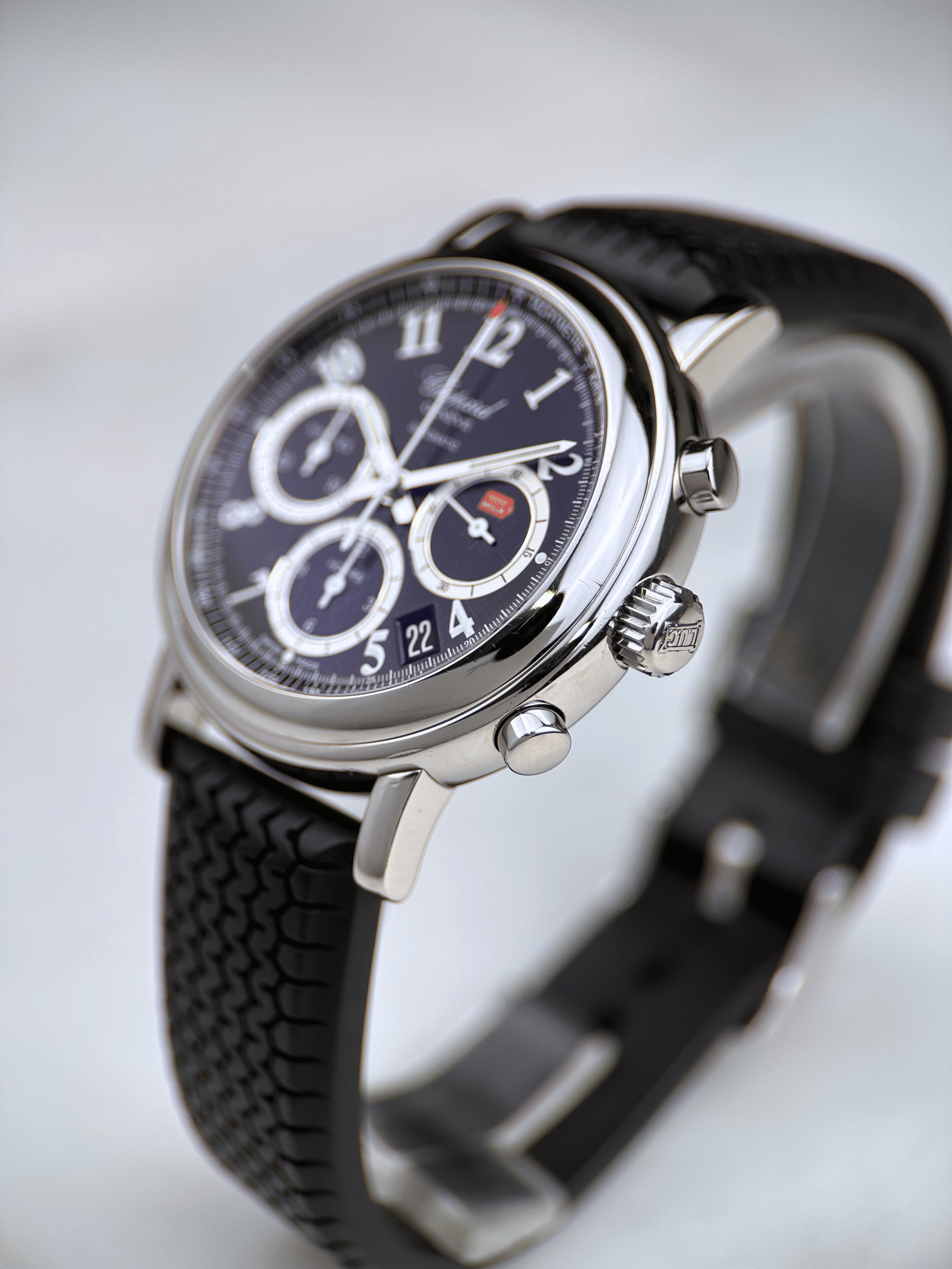 Chopard Mille Miglia 39mm Automatik Chronograph 8331