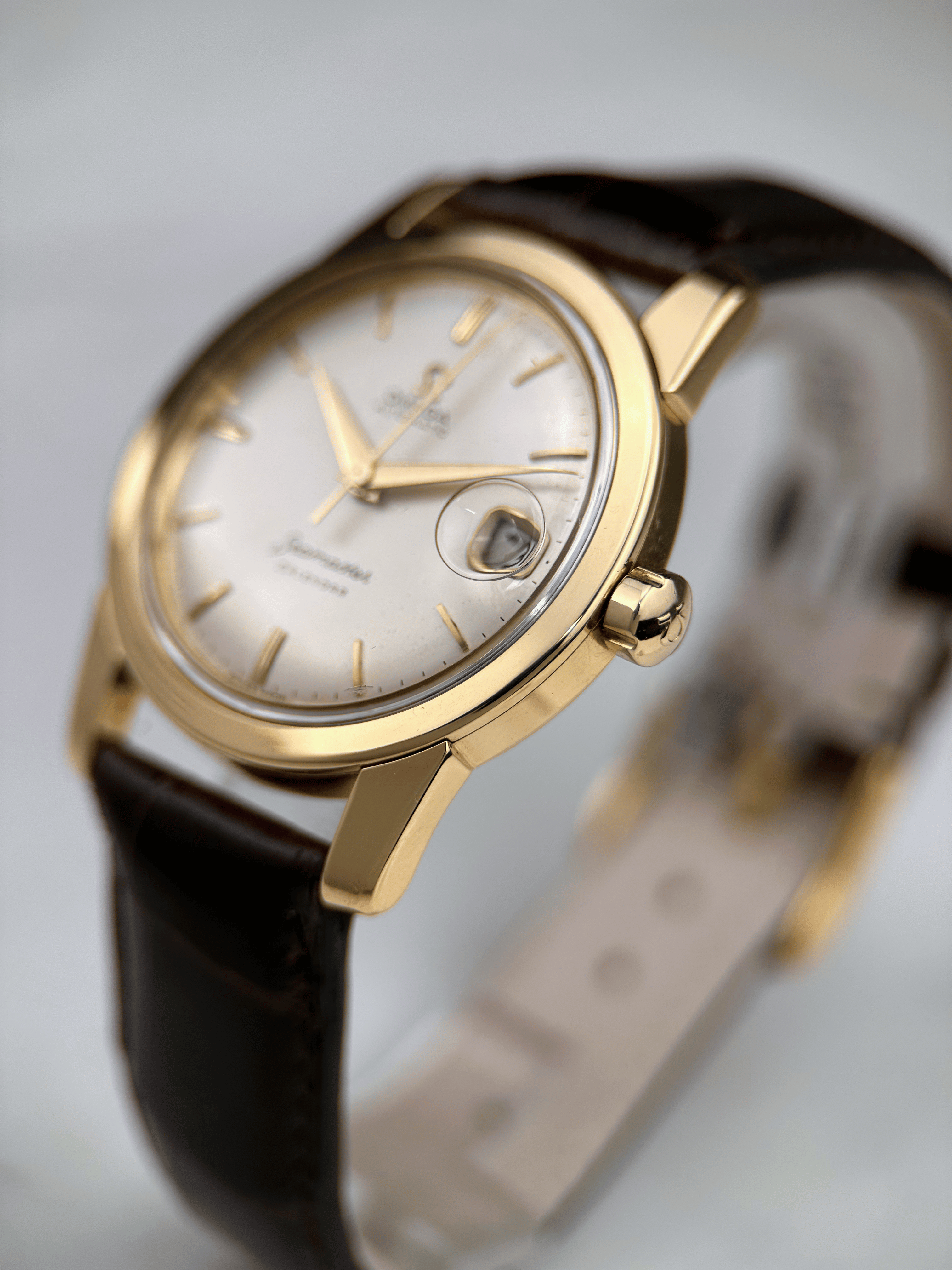 Omega Seamaster 34mm Kalender 2849 18k Gelbgold