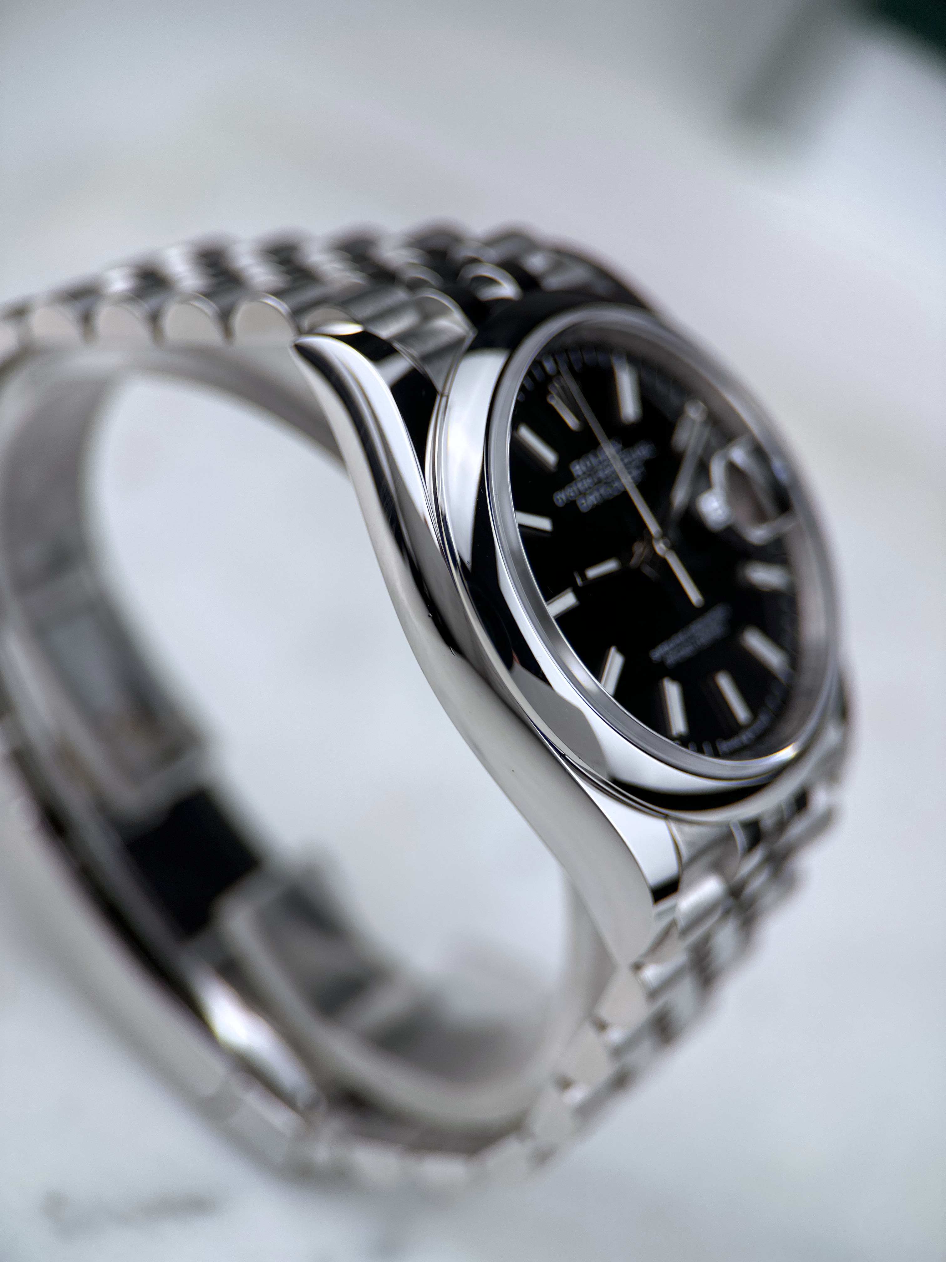Rolex Datejust 36 Schwarz 126200 Fullset 2021