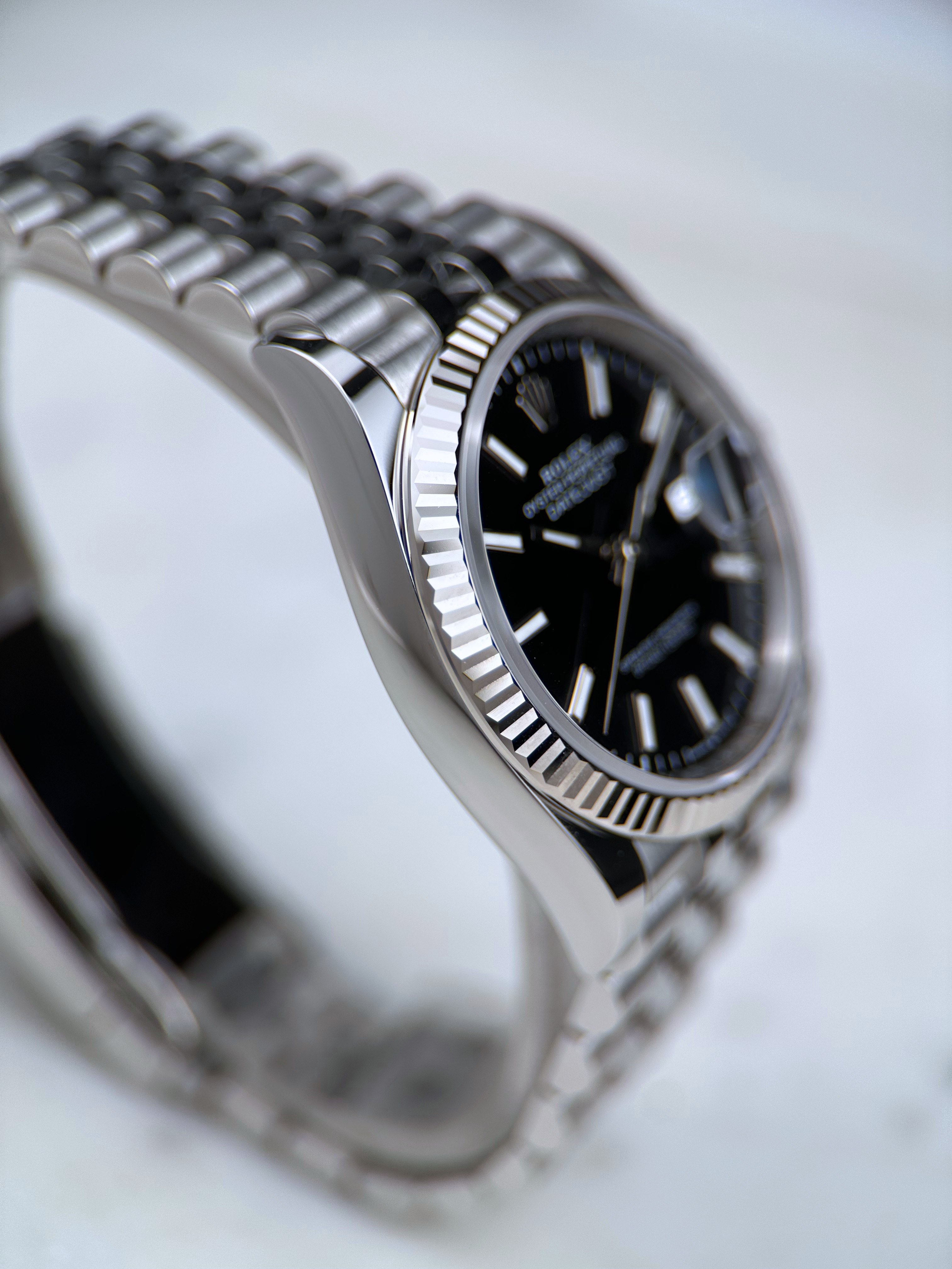 Rolex Datejust 36 Schwarz Index 126234 Fullset 2025