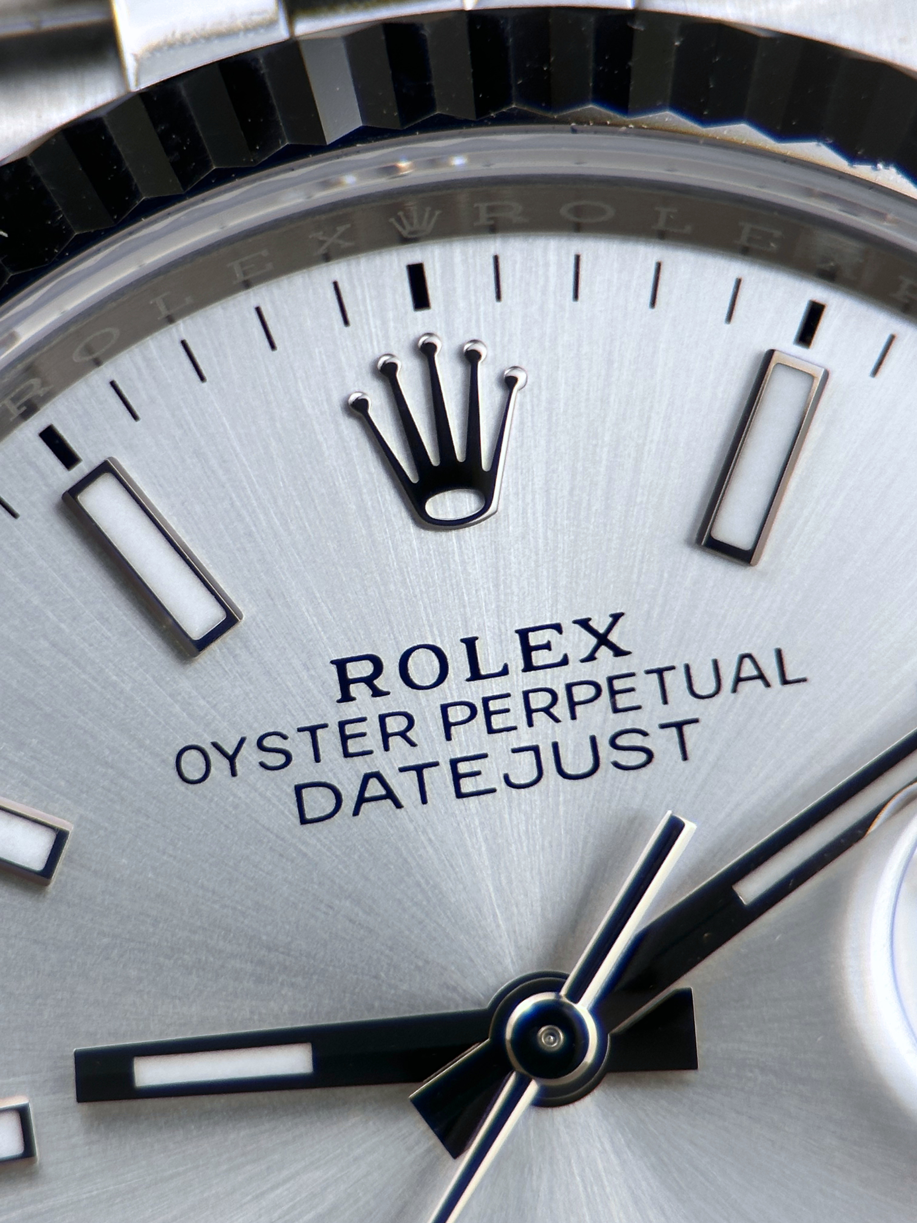 Rolex Datejust 36 Silber Index 126234 Fullset 2024