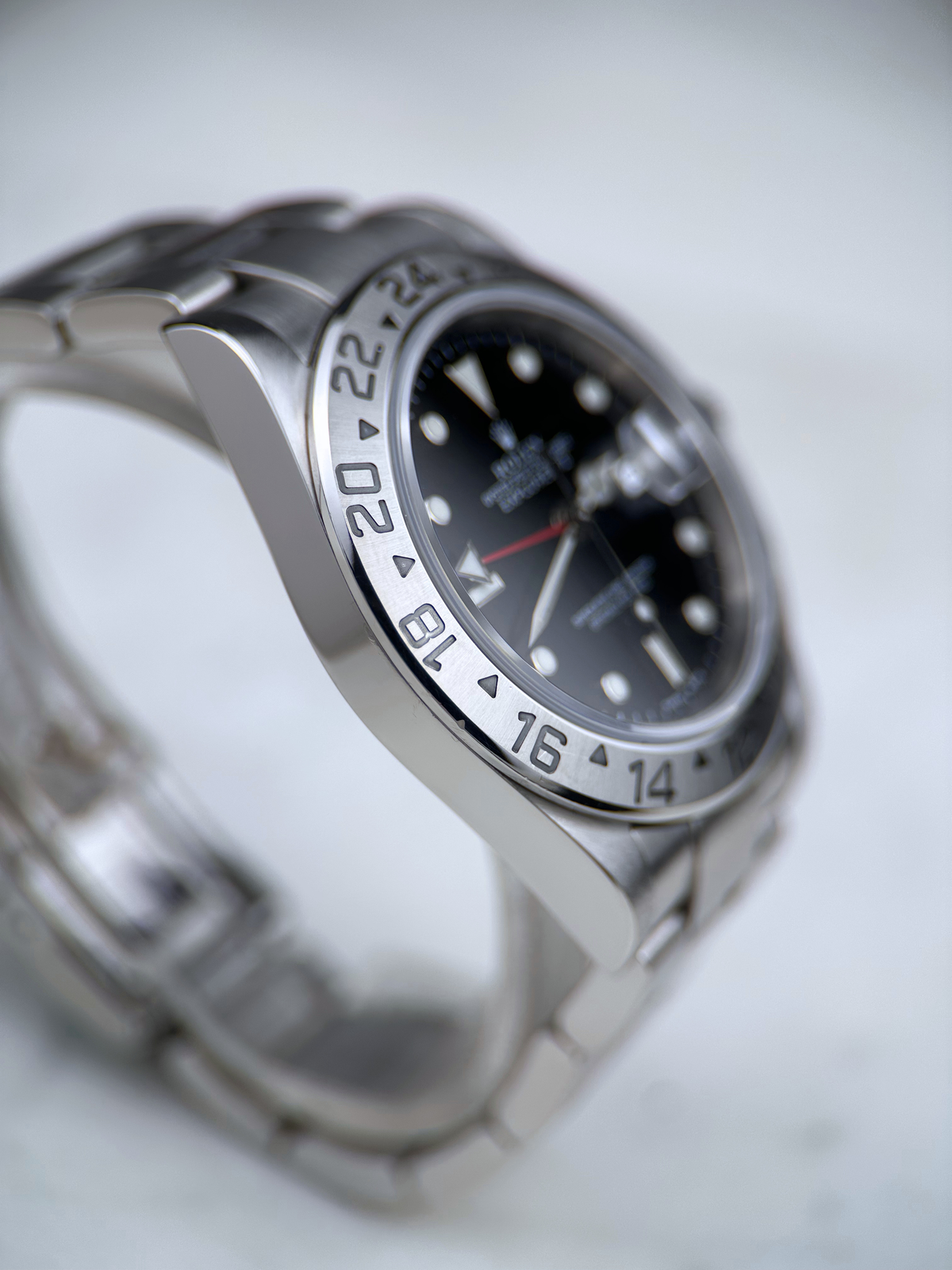 Rolex Explorer II Schwarz 16570 F-Serie 2003
