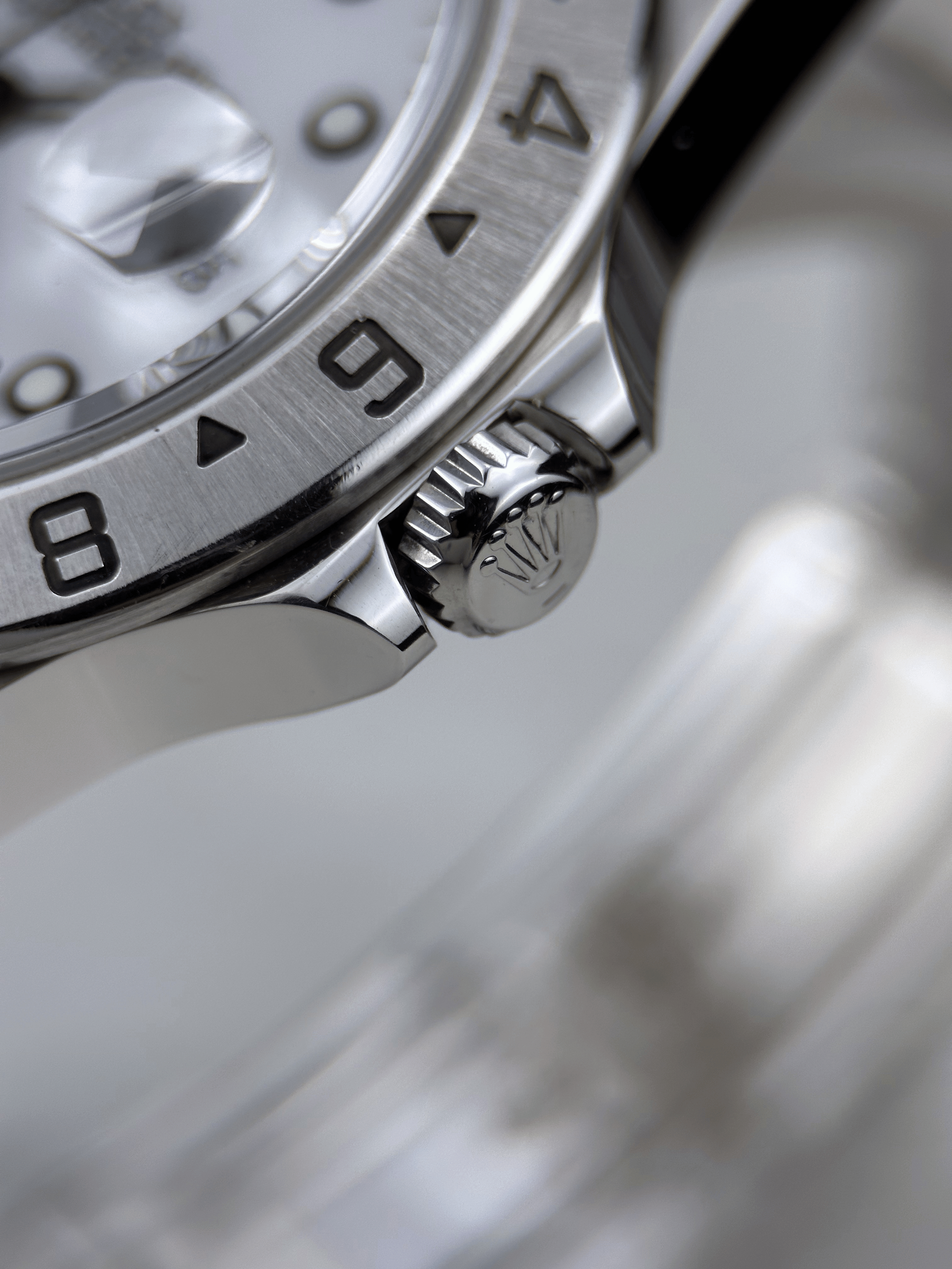 Rolex Explorer II Weiß 16570 A-Serie 1999