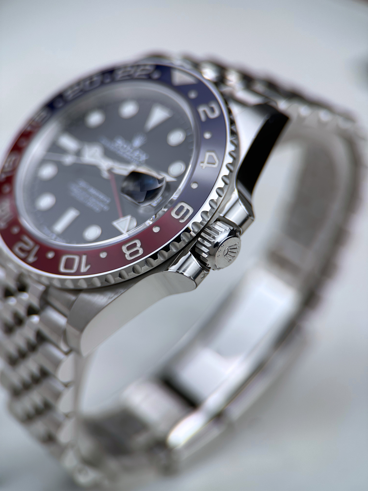 Rolex GMT Master II "Pepsi" 126170BLRO Fullset 2021