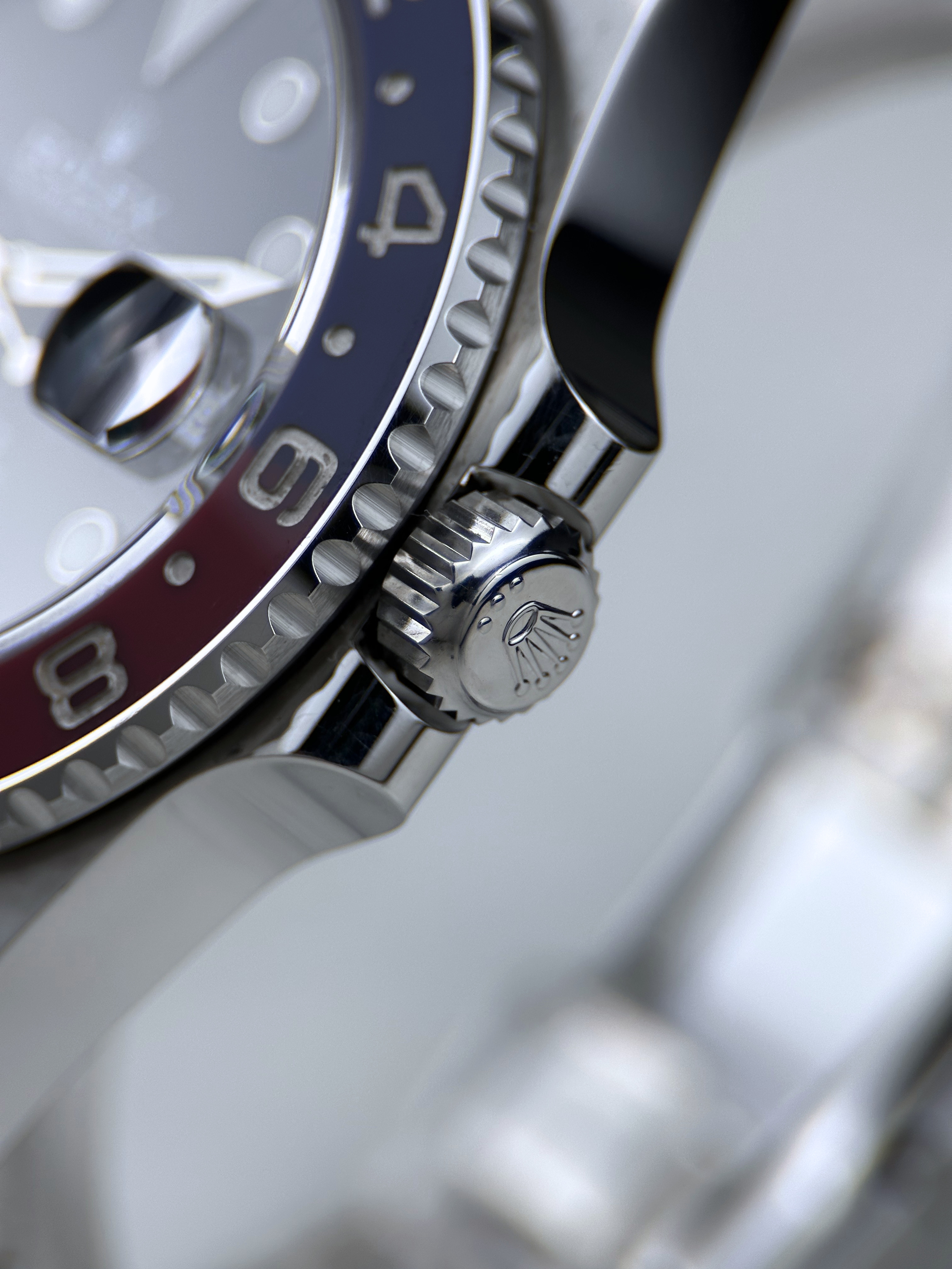 Rolex GMT Master II "Pepsi" 126710BLRO Fullset 2020
