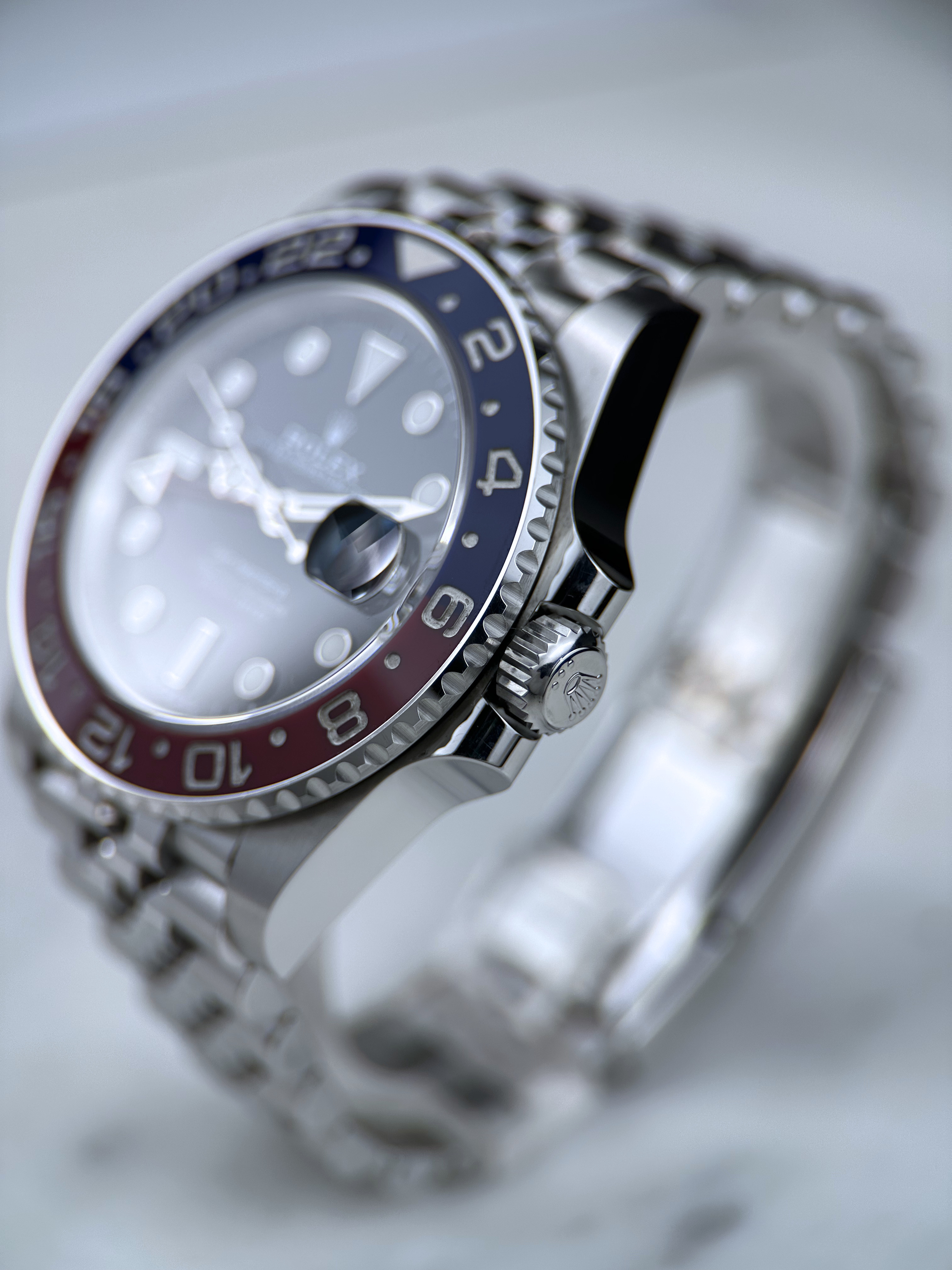 Rolex GMT Master II "Pepsi" 126710BLRO Fullset 2020