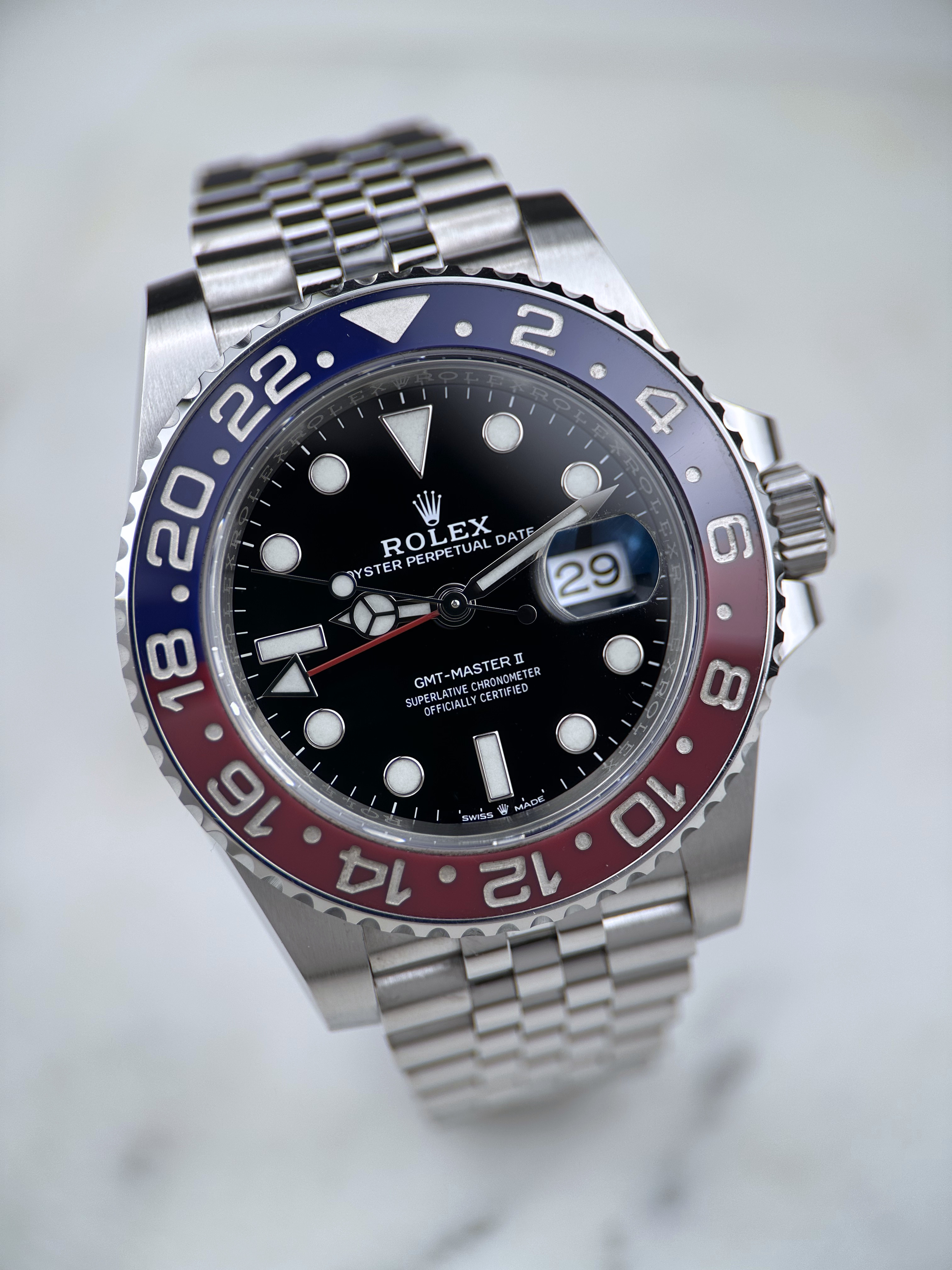 Rolex GMT Master II "Pepsi" 126710BLRO Fullset 2020