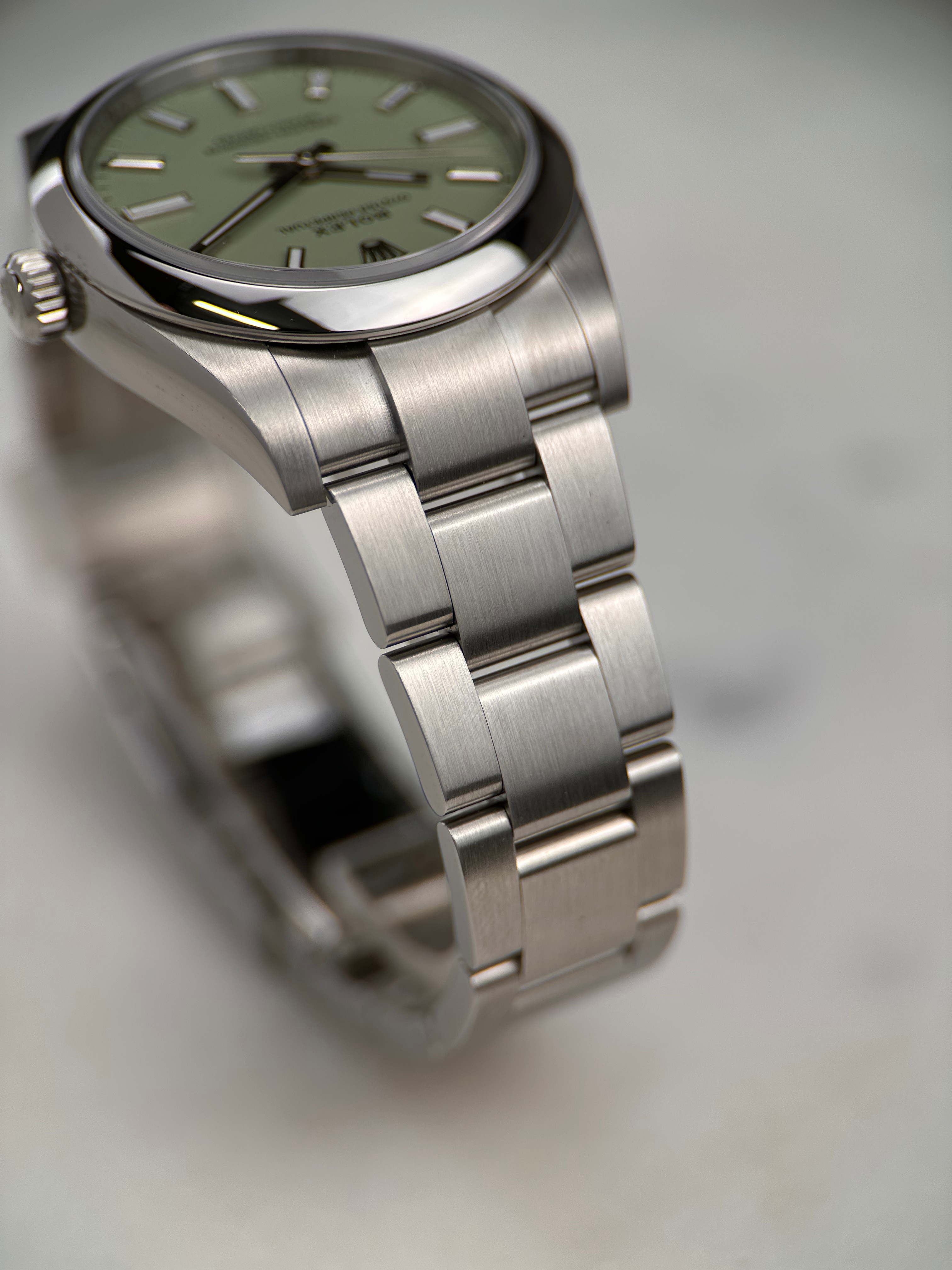 Rolex Oyster Perpetual 34 "Pistachio" 124200 Fullset 2025