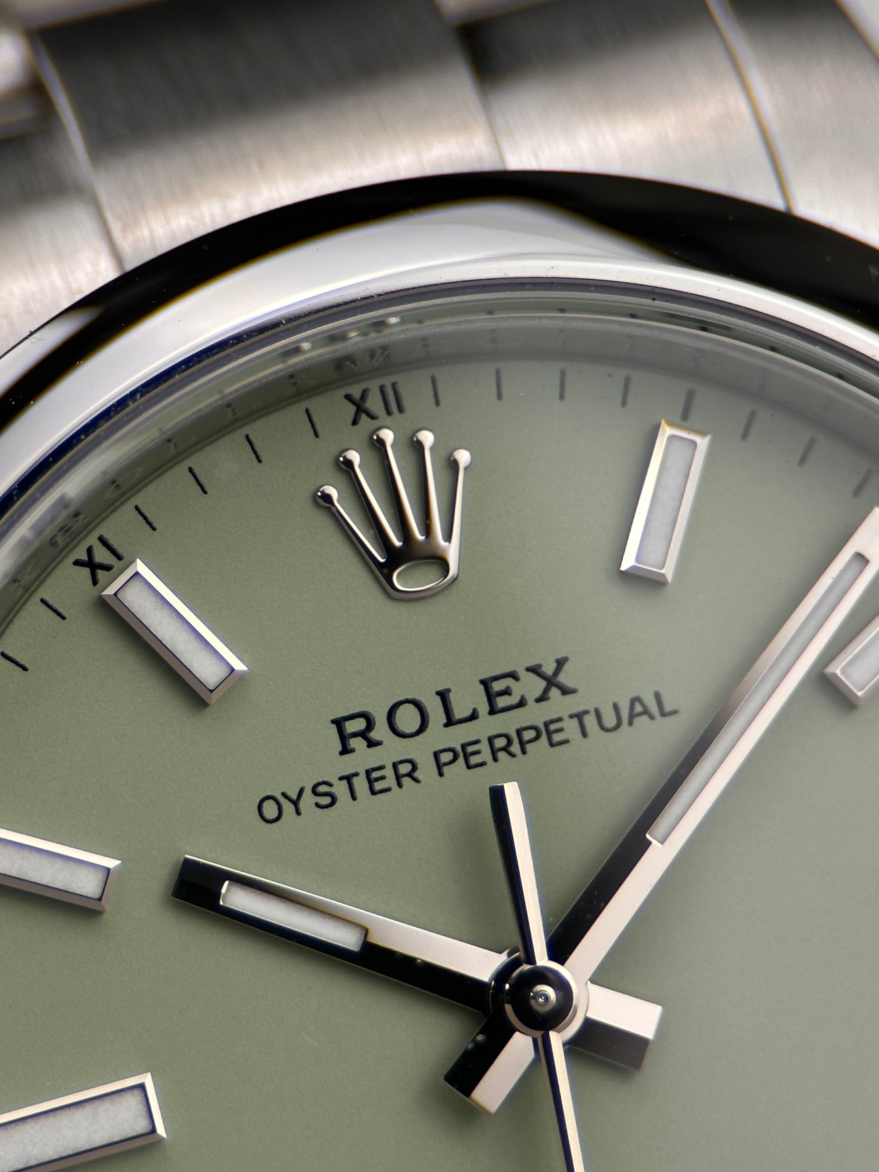 Rolex Oyster Perpetual 34 "Pistachio" 124200 Fullset 2025