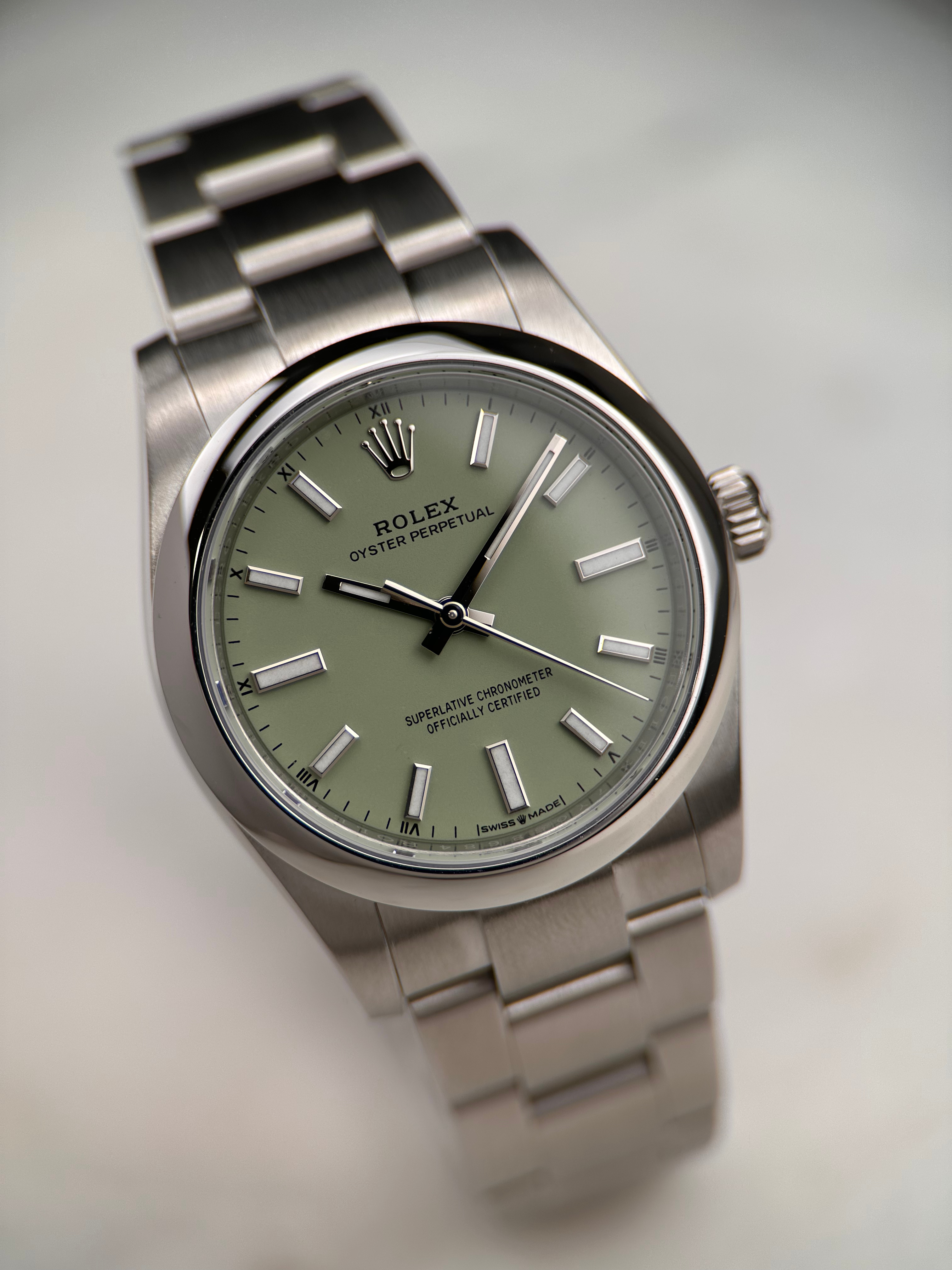 Rolex Oyster Perpetual 34 "Pistachio" 124200 Fullset 2025