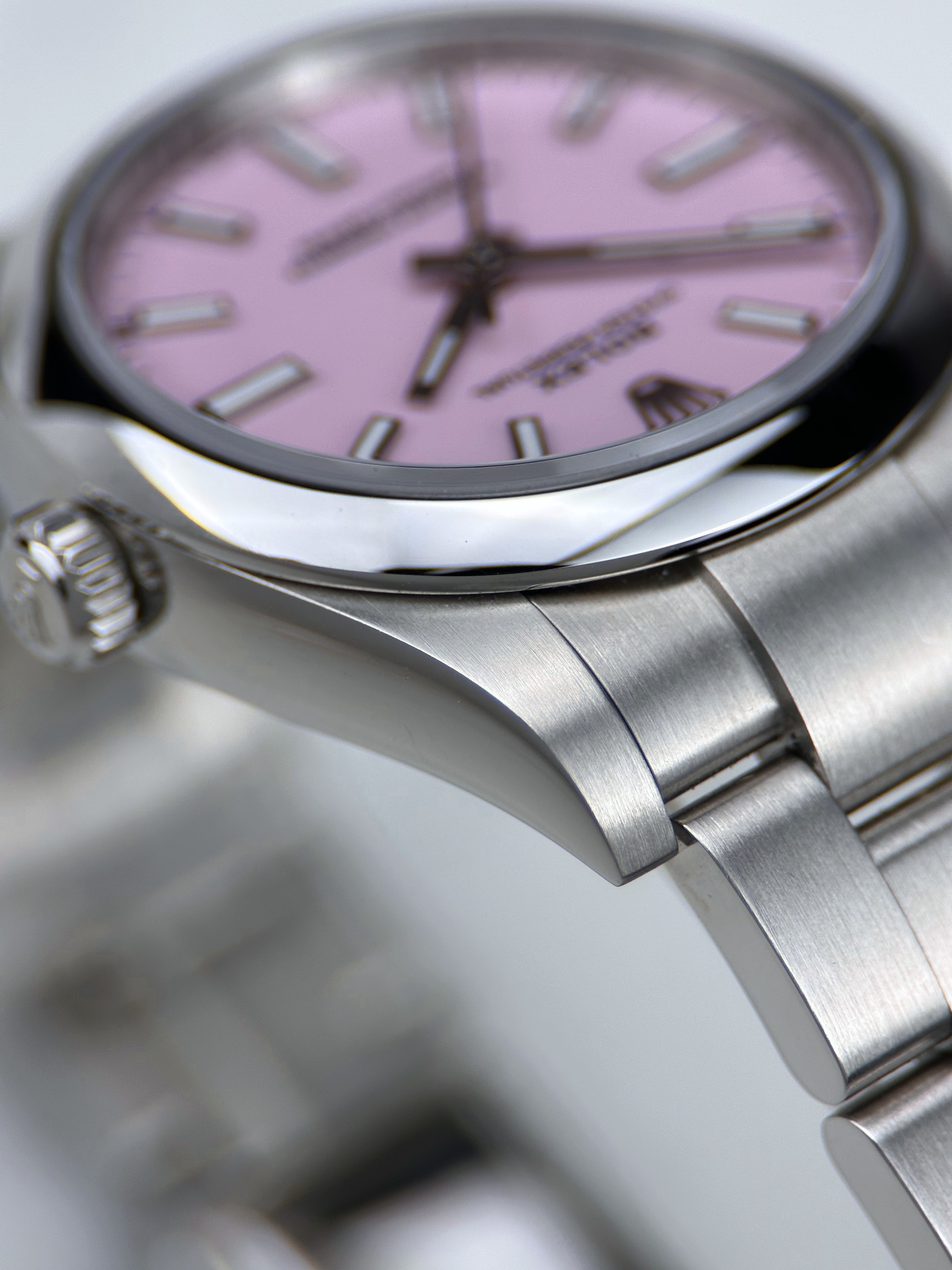 Rolex Oyster Perpetual "Candy Pink" 124200 Fullset 2025