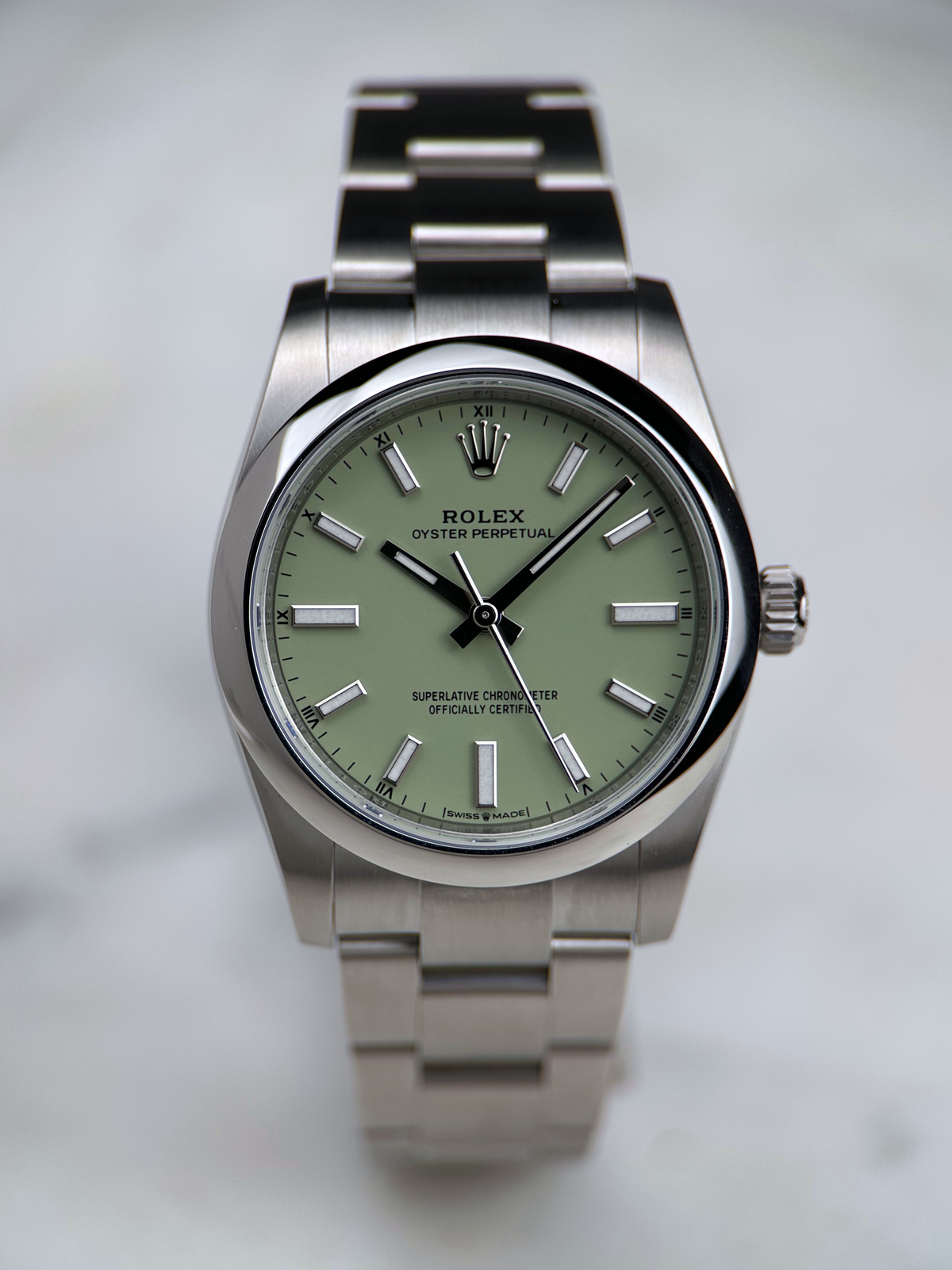 Rolex Oyster Perpetual 34mm "Pistachio" 124200 Fullset 2026
