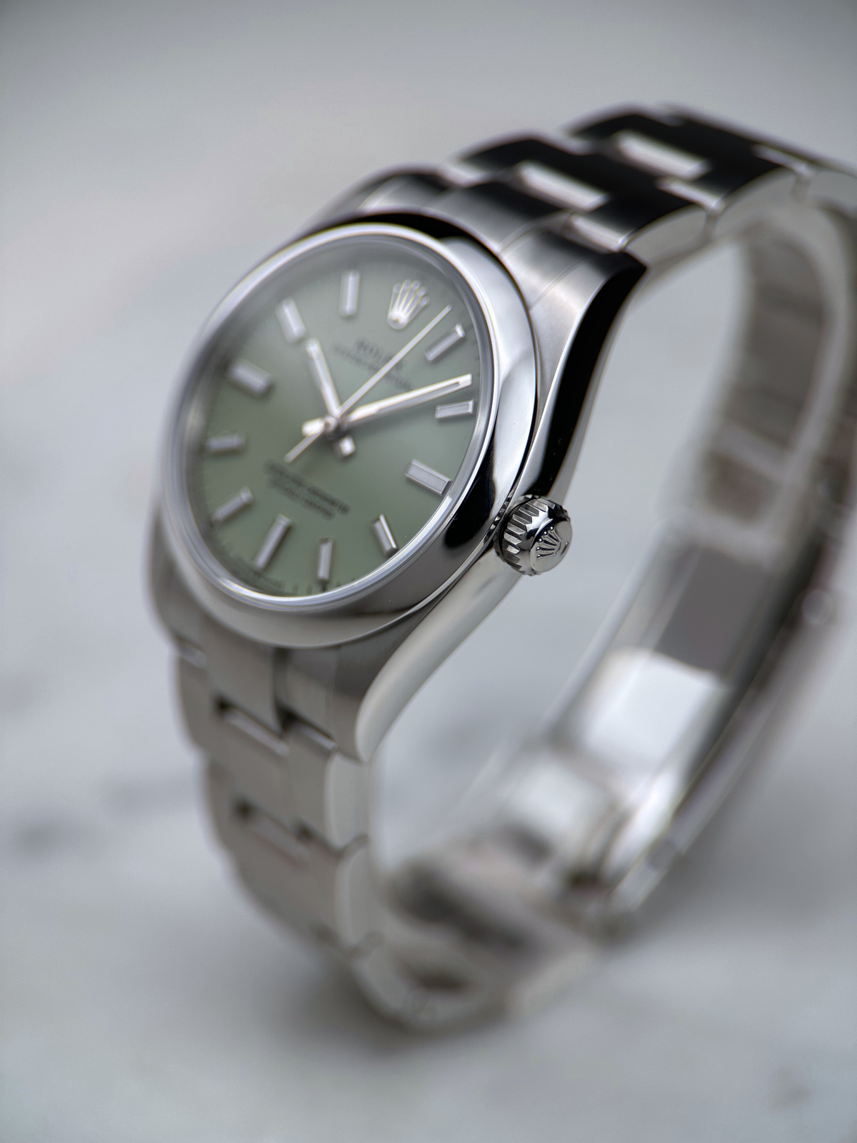 Rolex Oyster Perpetual 34mm "Pistachio" 124200 Fullset 2026