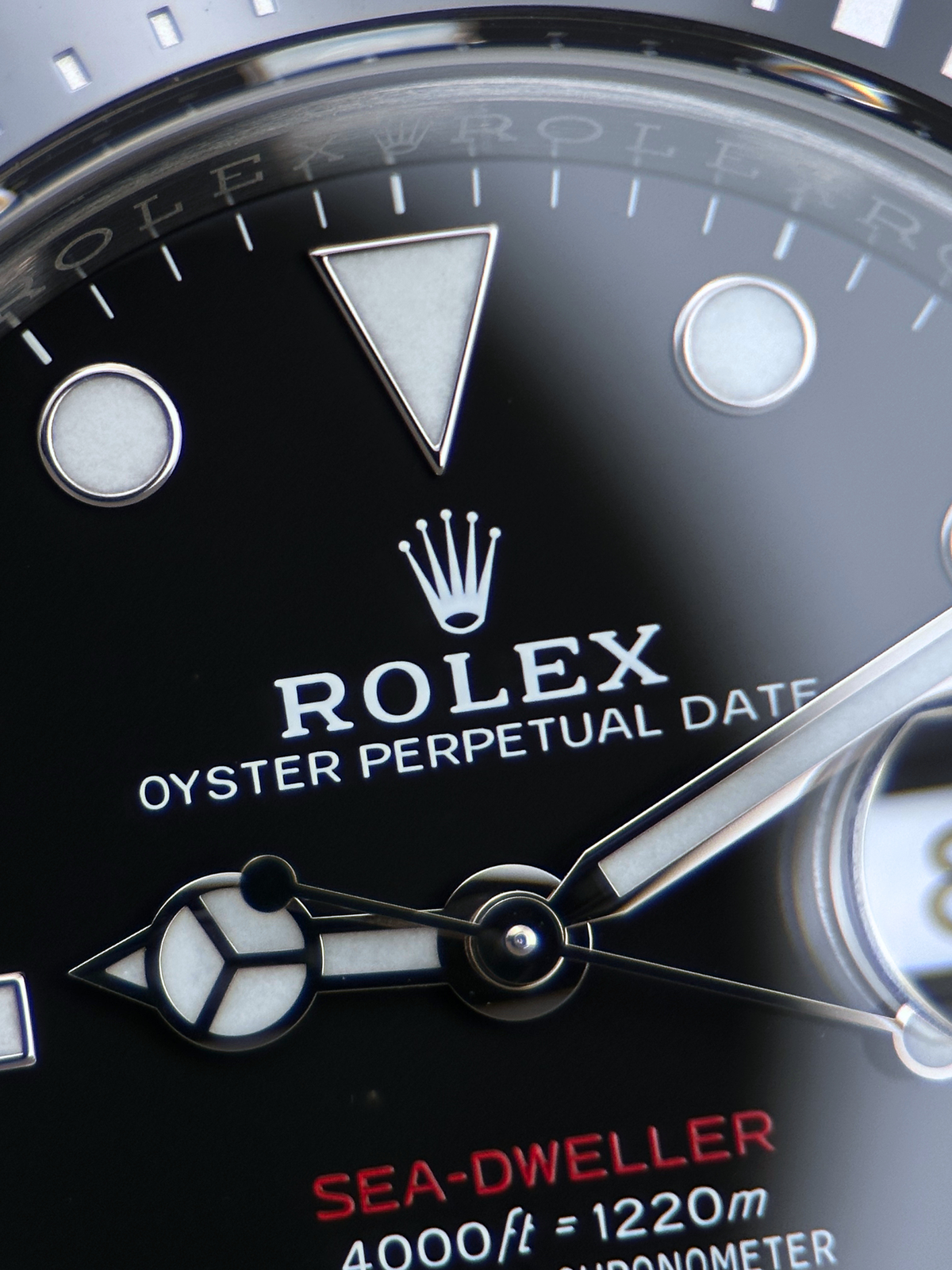 Rolex Sea Dweller Rotschirft 126600 Fullset 2019