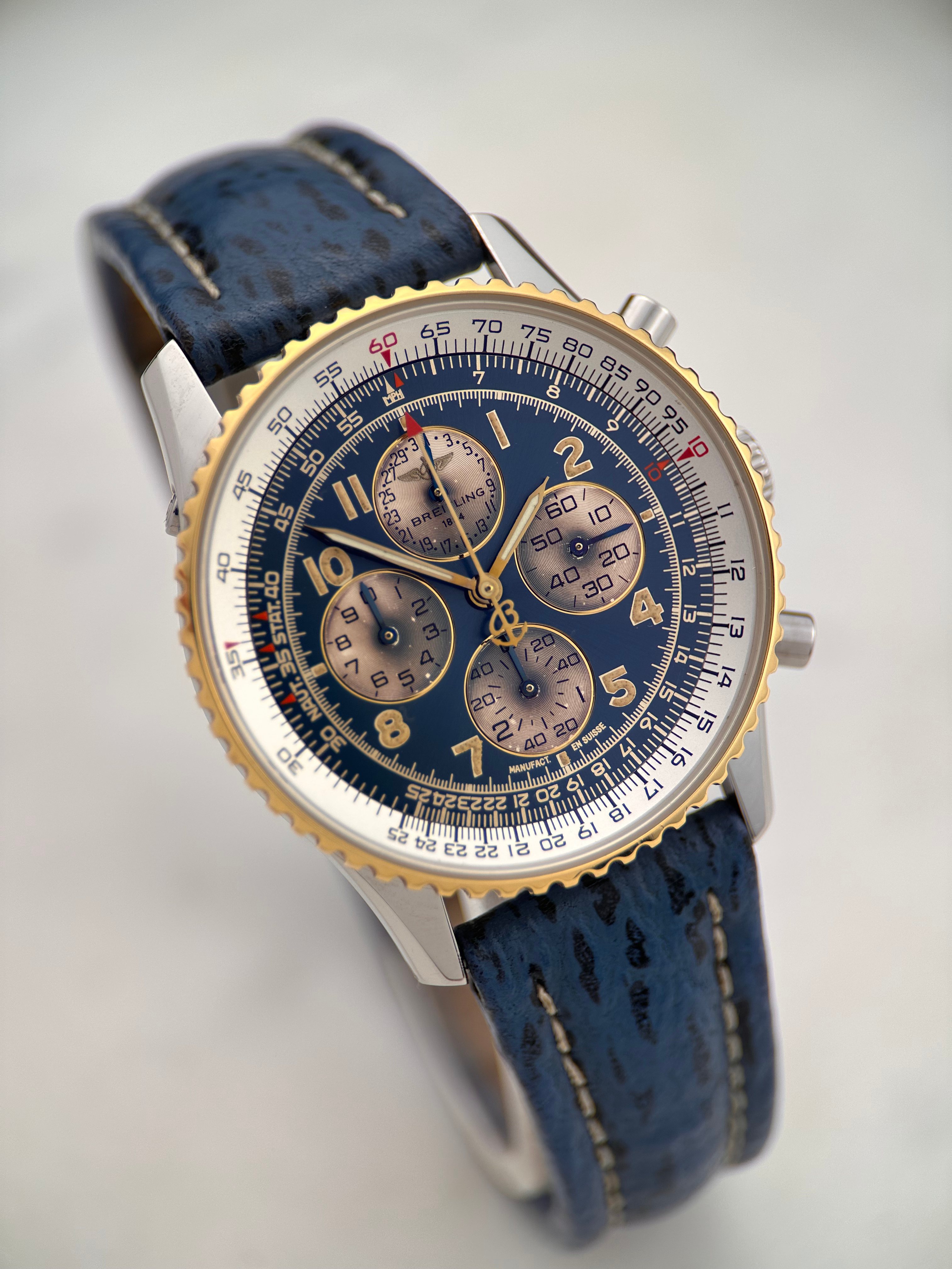 Breitling Navitimer Airborne D33030 Service 2025