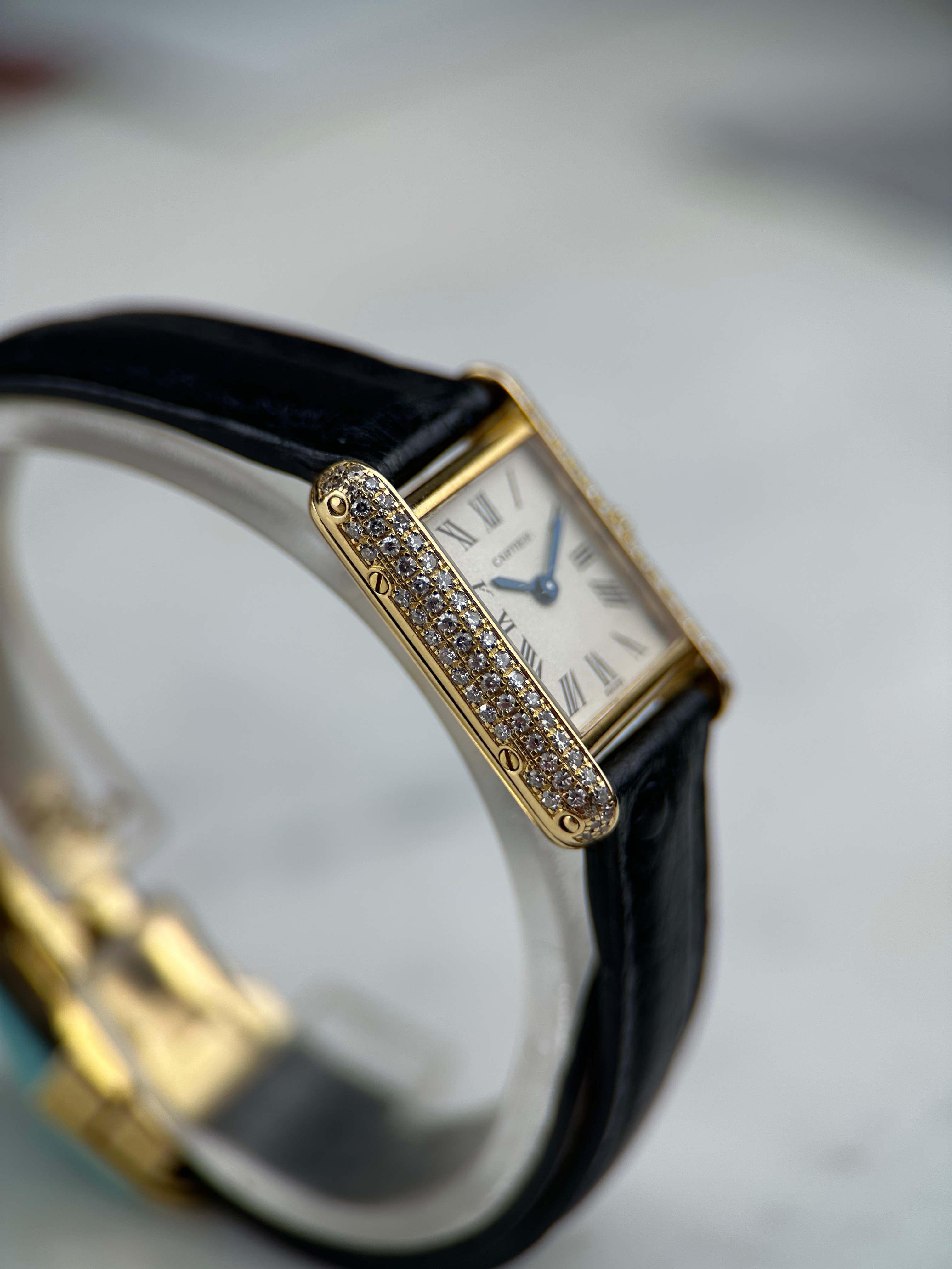 Cartier Tank Louis Quartz 80570 Brillant Besatz