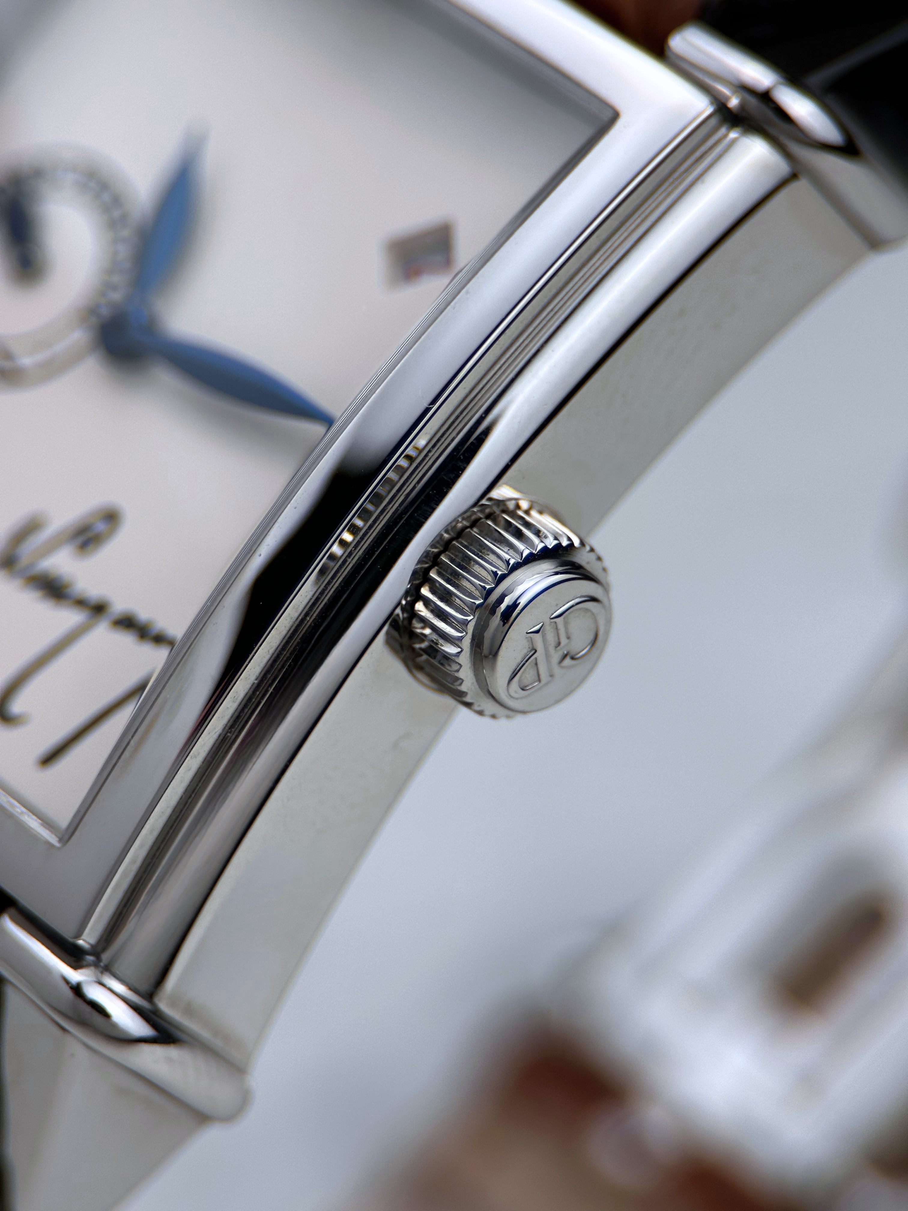 Girard-Perregaux Vintage Signature 25830 Limited Edition