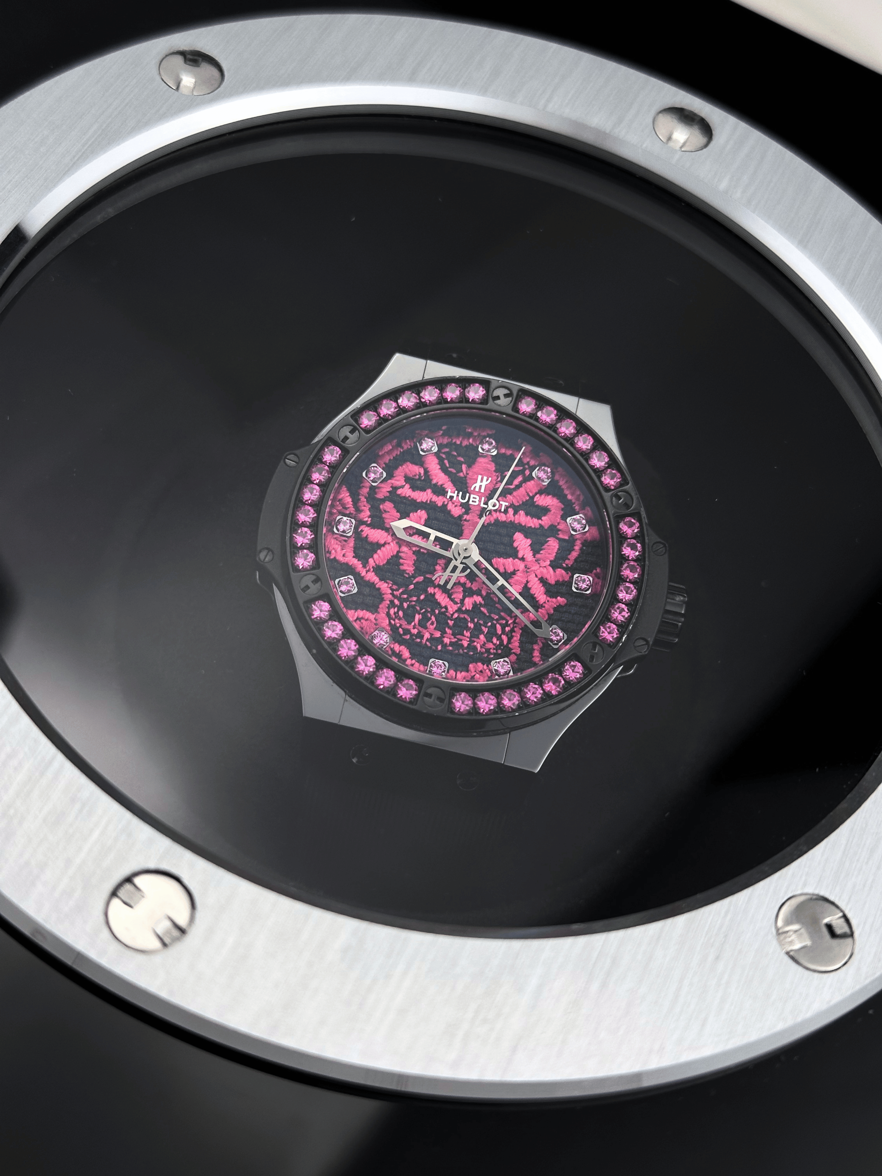 Hublot Big Bang 41mm "Suger Skull Hot Pink" Limited Edition Fullset 2017