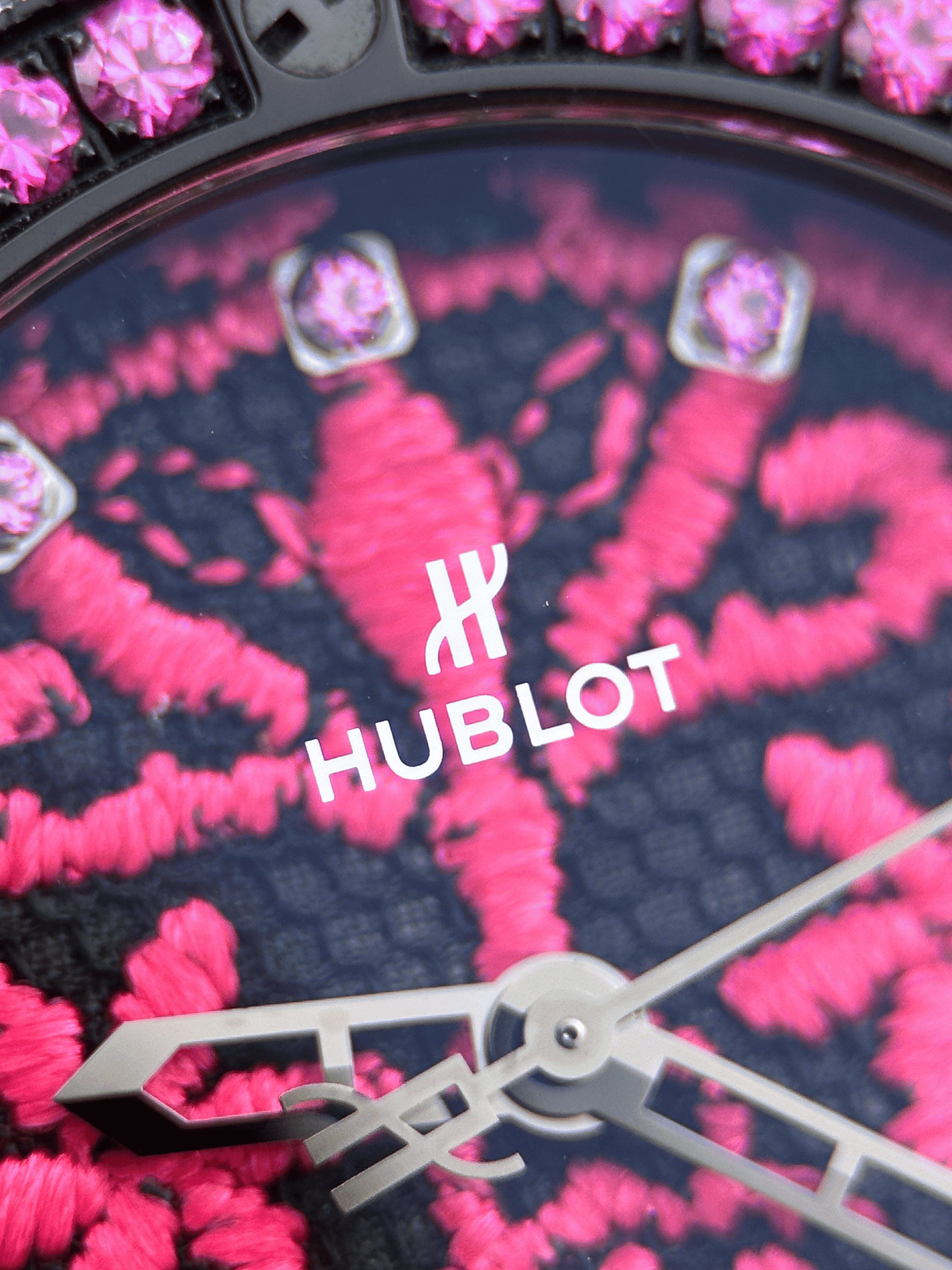 Hublot Big Bang 41mm "Suger Skull Hot Pink" Limited Edition Fullset 2017