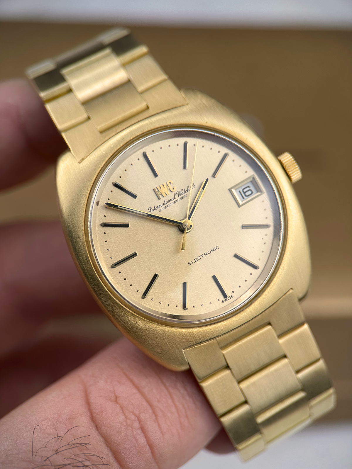 IWC Electronic 18kt Gelbgold Vintage 38mm