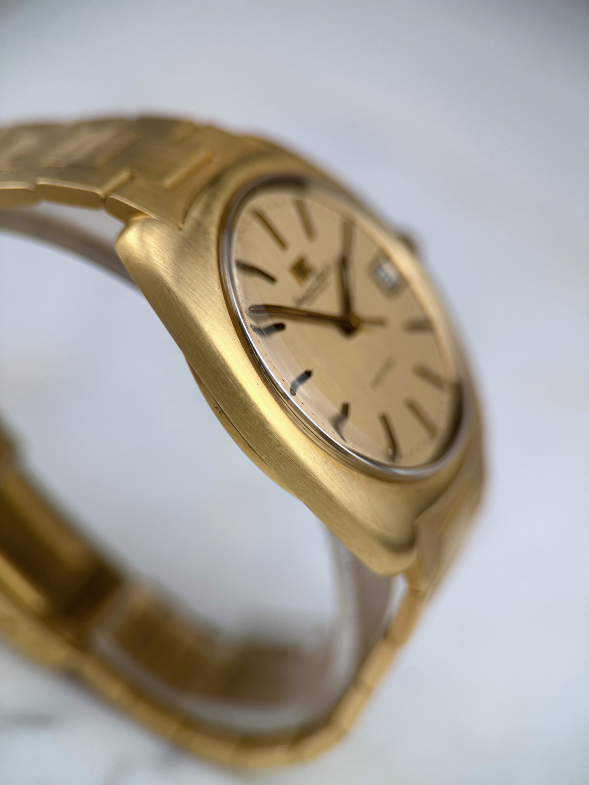 IWC Electronic 18kt Gelbgold Vintage 38mm