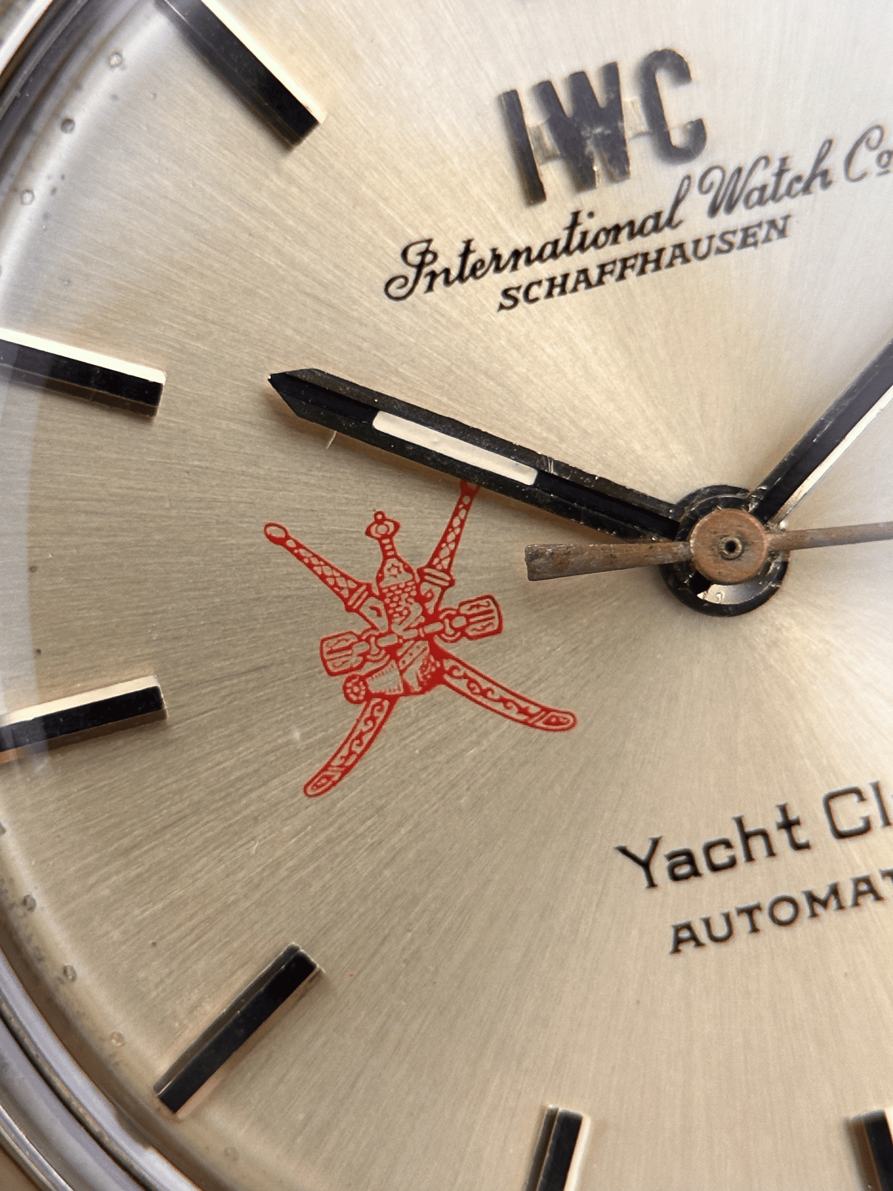 IWC Yachtclub R811 A 18k Gelbgold Khanjar