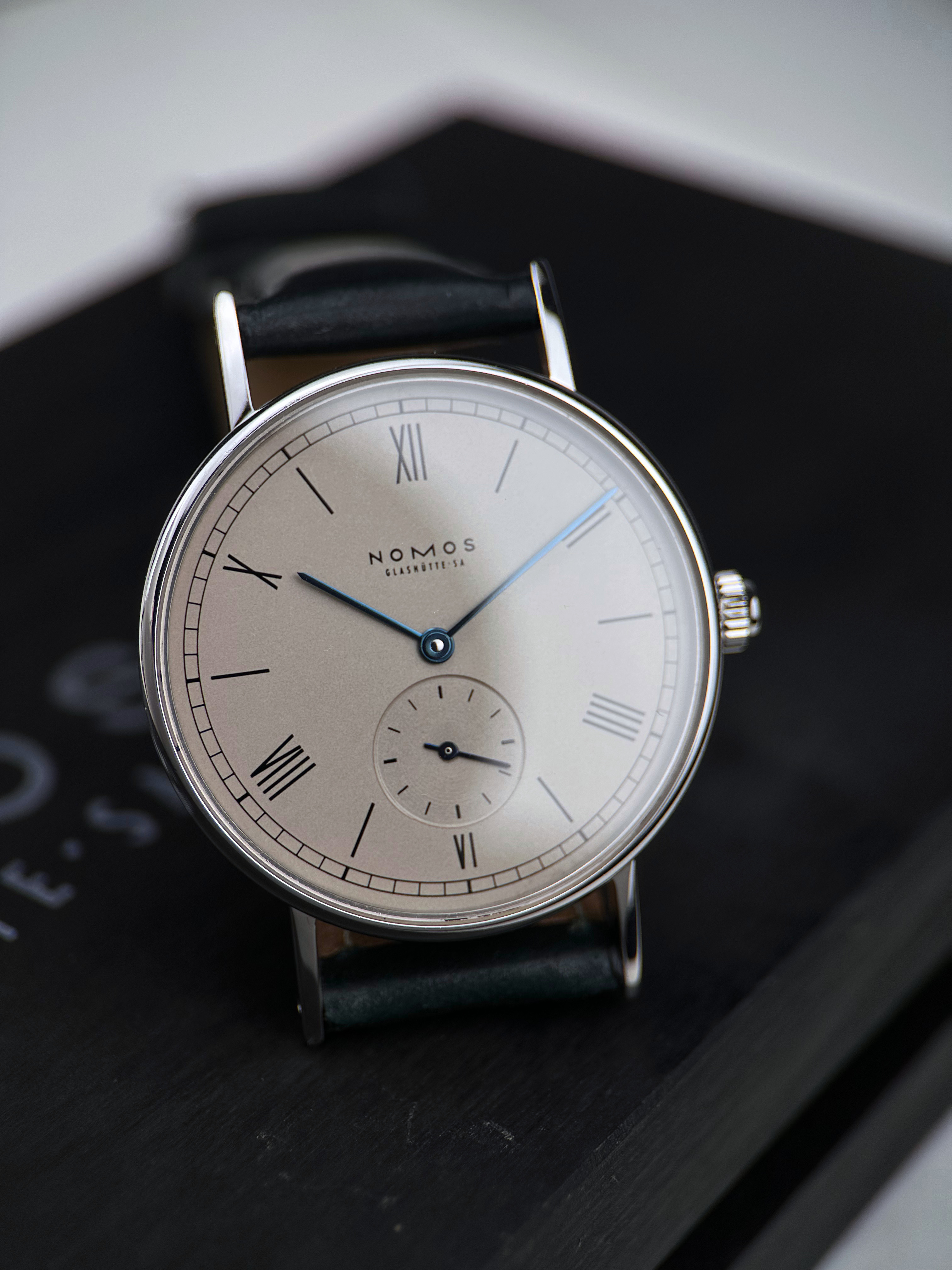 Nomos Ludwig 35mm Handaufzug