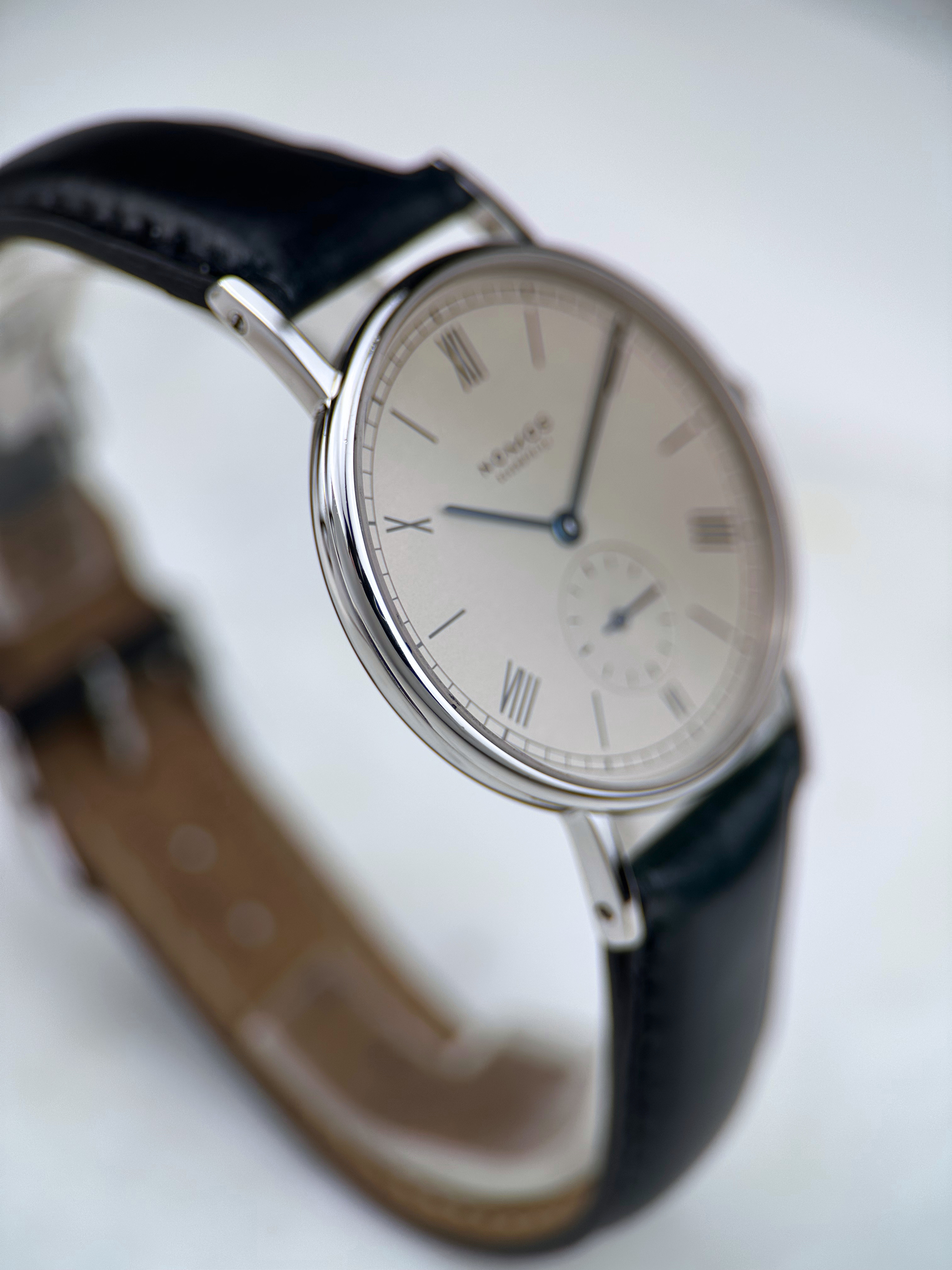 Nomos Ludwig 35mm Handaufzug