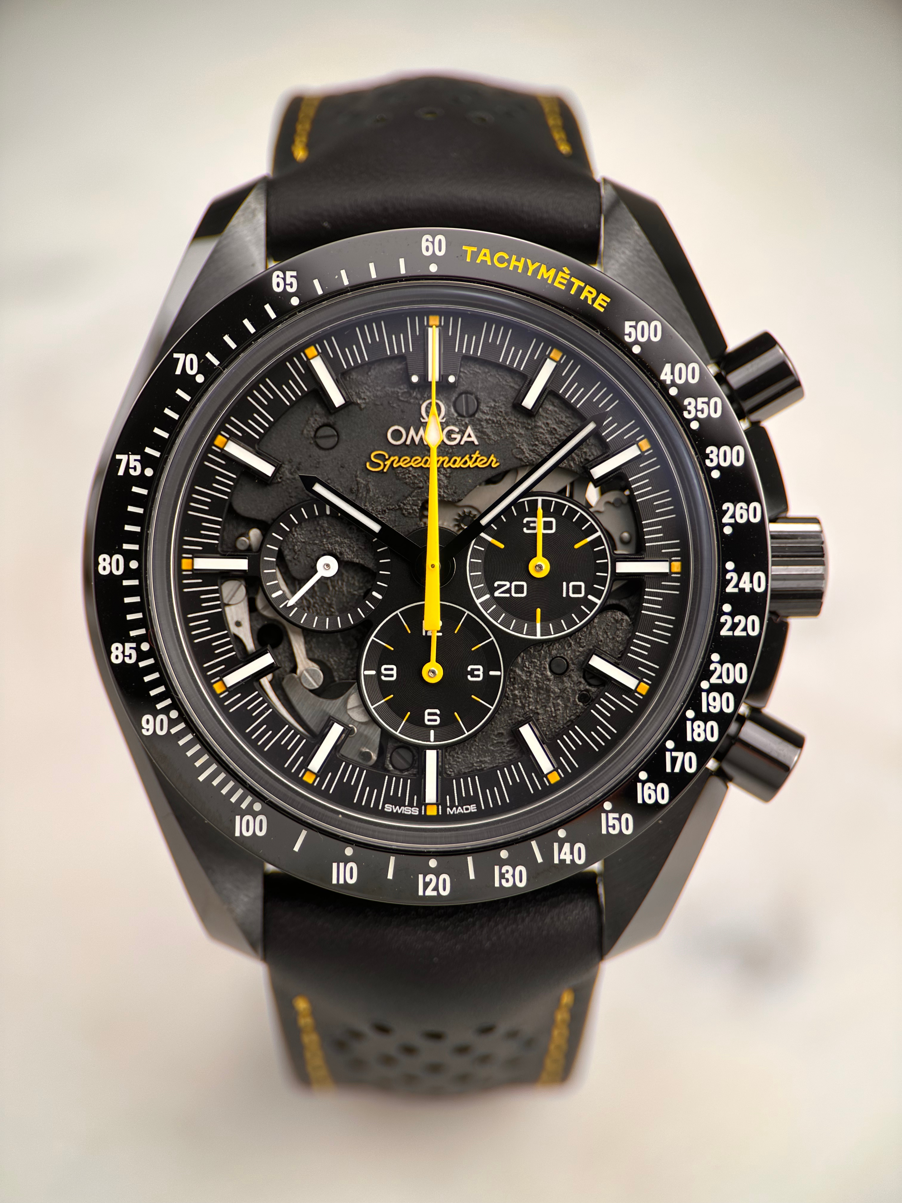 Omega Speedmaster "Dark Side of the Moon Apollo 8" 311.92.44.30.01.001 Fullset 2019