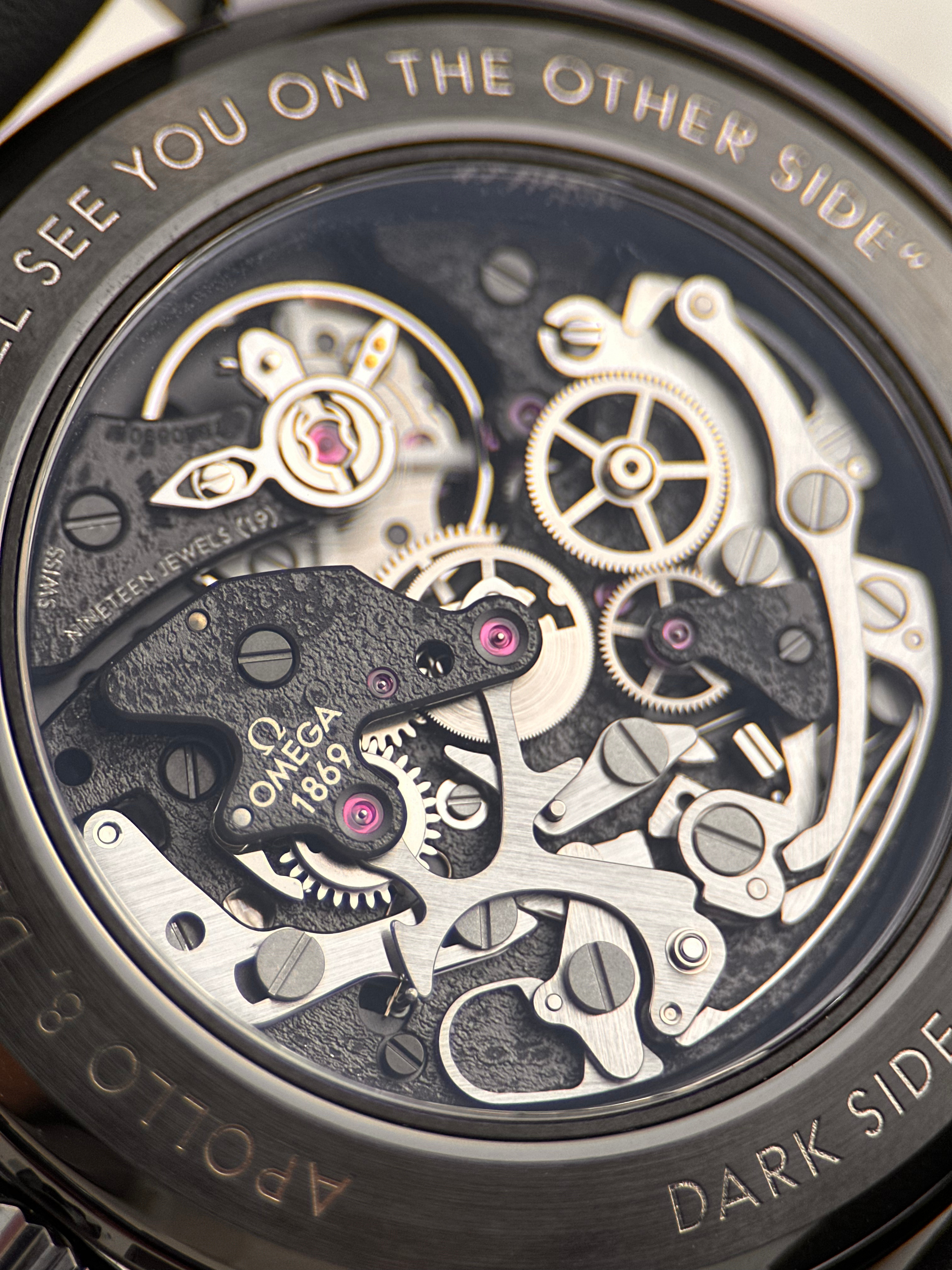 Omega Speedmaster "Dark Side of the Moon Apollo 8" 311.92.44.30.01.001 Fullset 2019