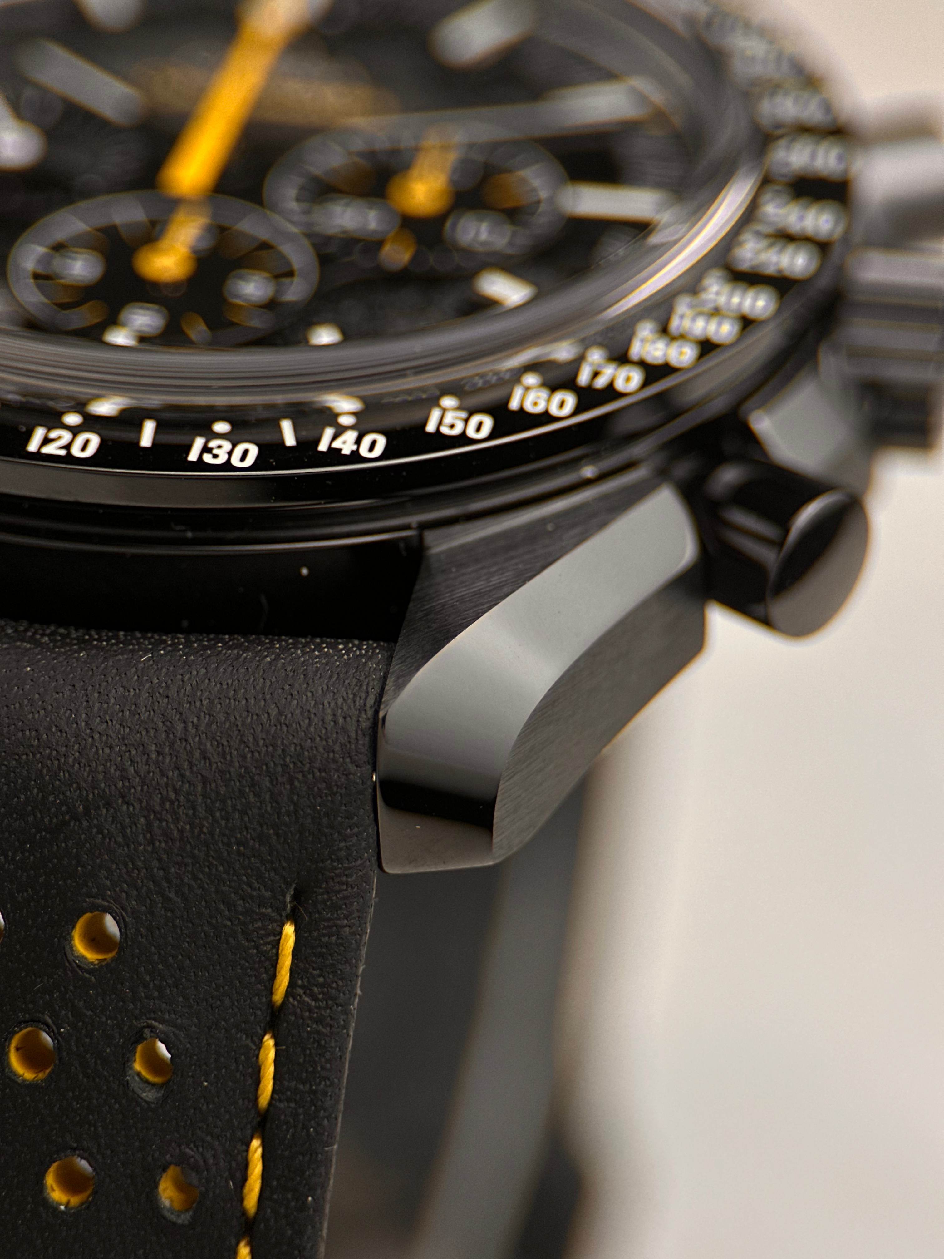 Omega Speedmaster "Dark Side of the Moon Apollo 8" 311.92.44.30.01.001 Fullset 2019