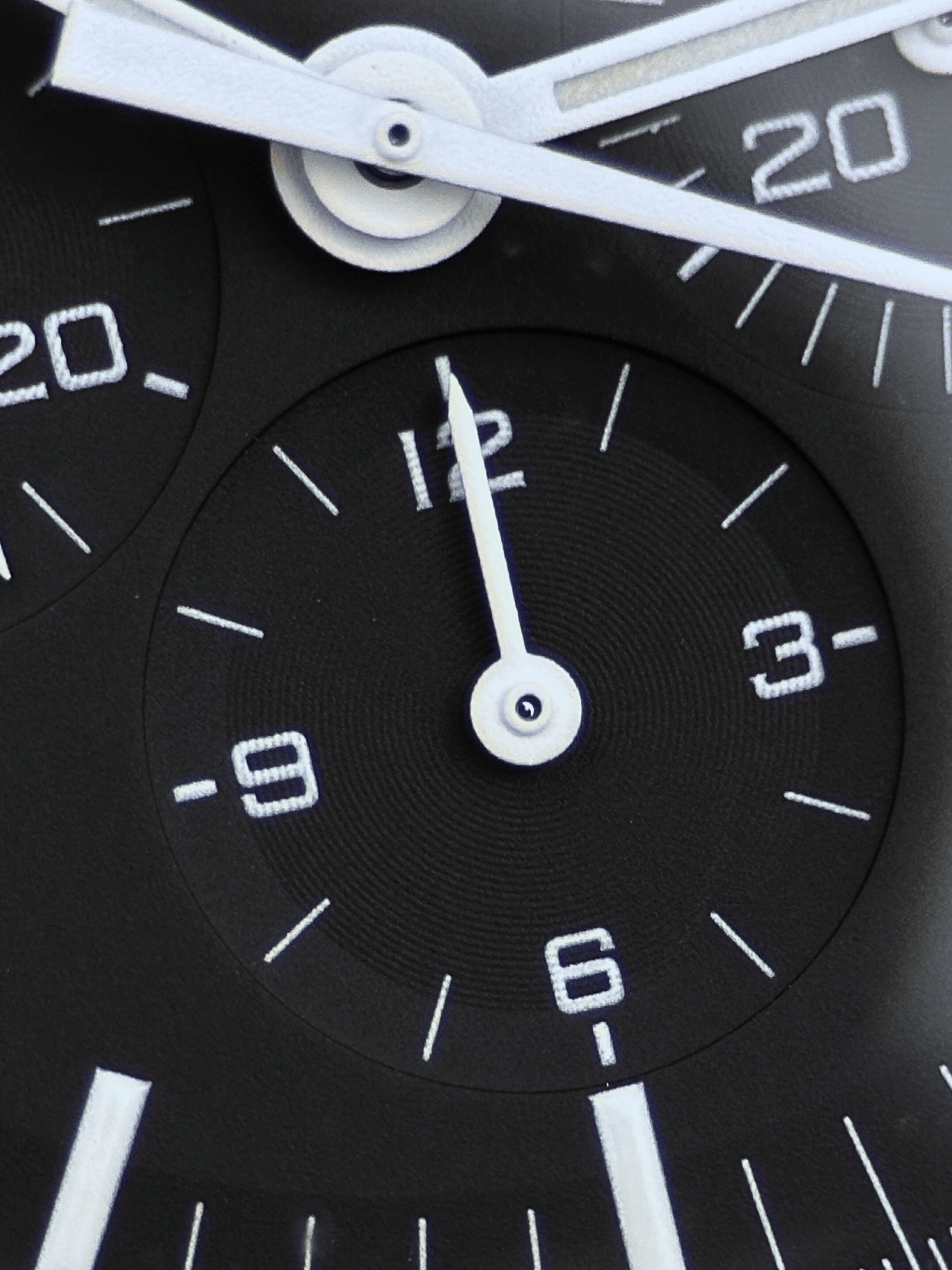 Omega Speedmaster Professional Moonwatch 3560.5000 Apollo XI Limited - Hello Houston Tritium