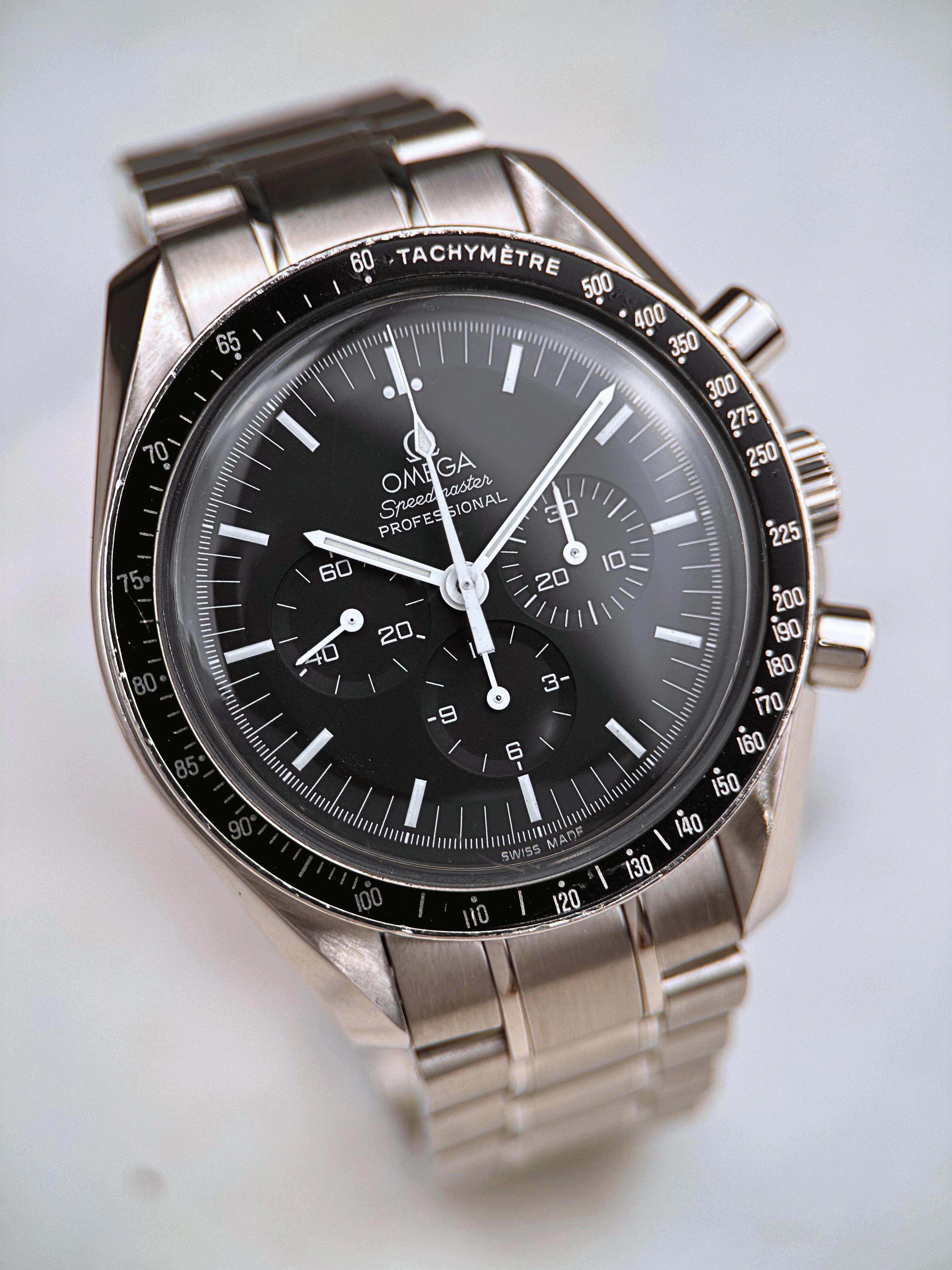Omega Speedmaster Professional Moonwatch 3570.5000 Org. Box