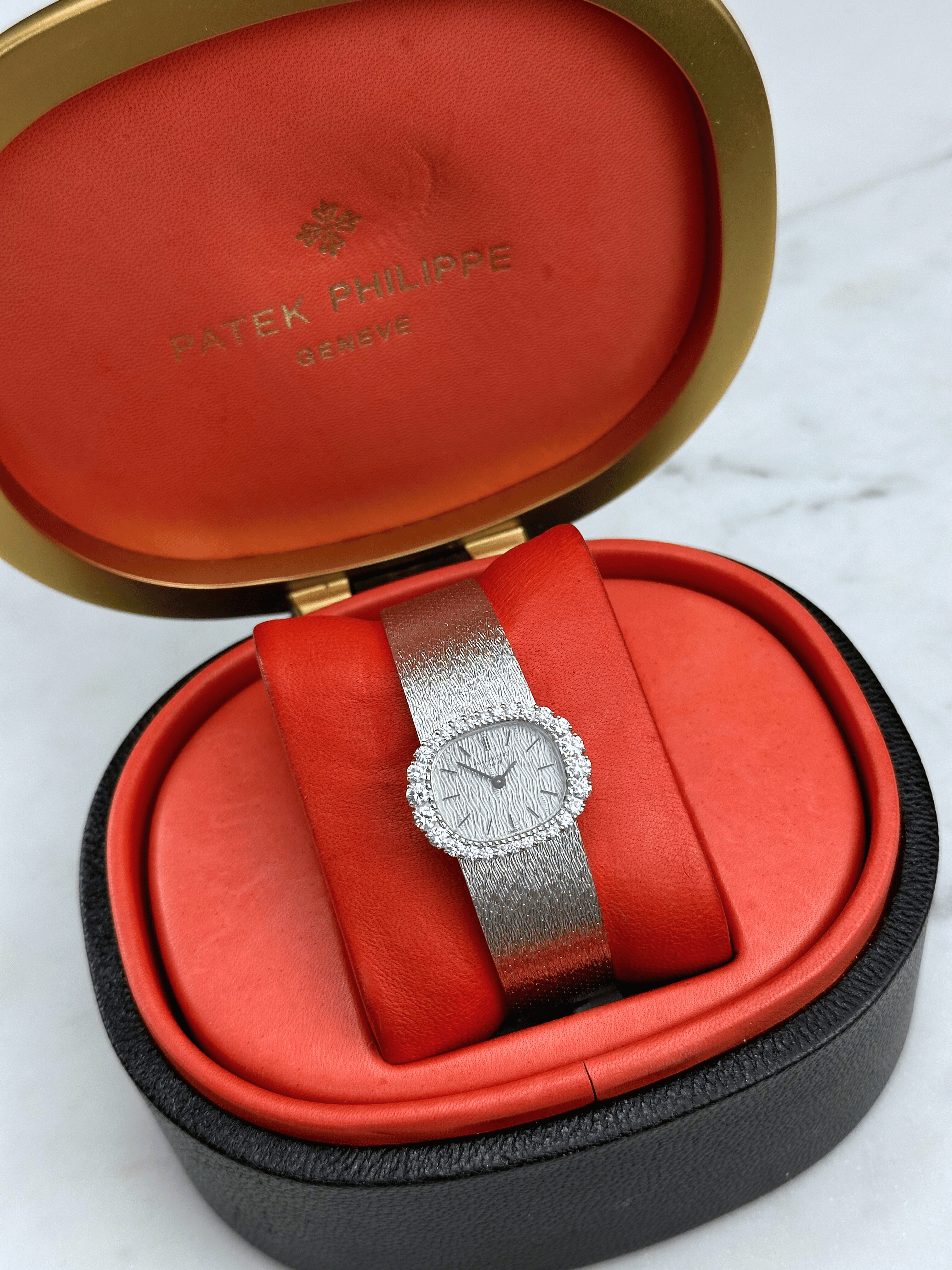 Patek Philippe WG Brillant 3394/1 Org. Papiere 1975