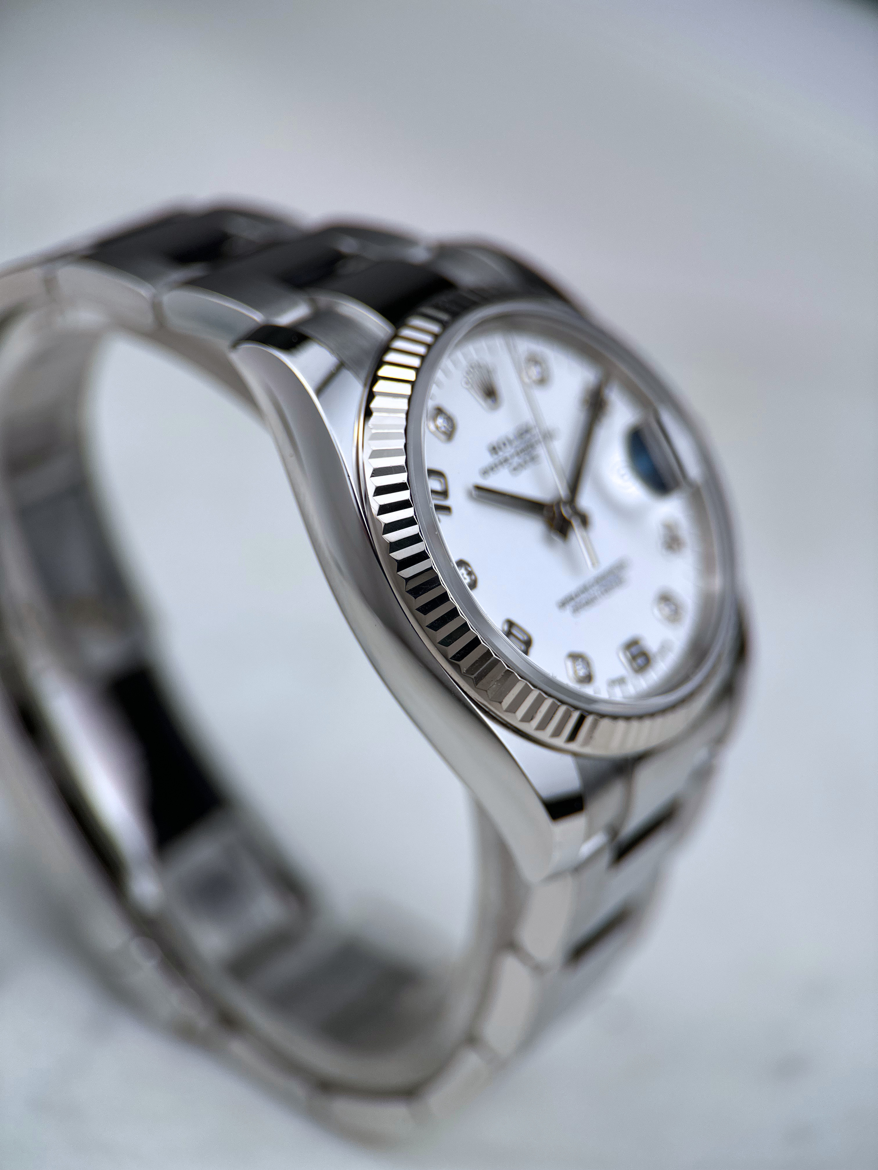 Rolex Date 34 Weiß Brillant 115234 Fullset 2019