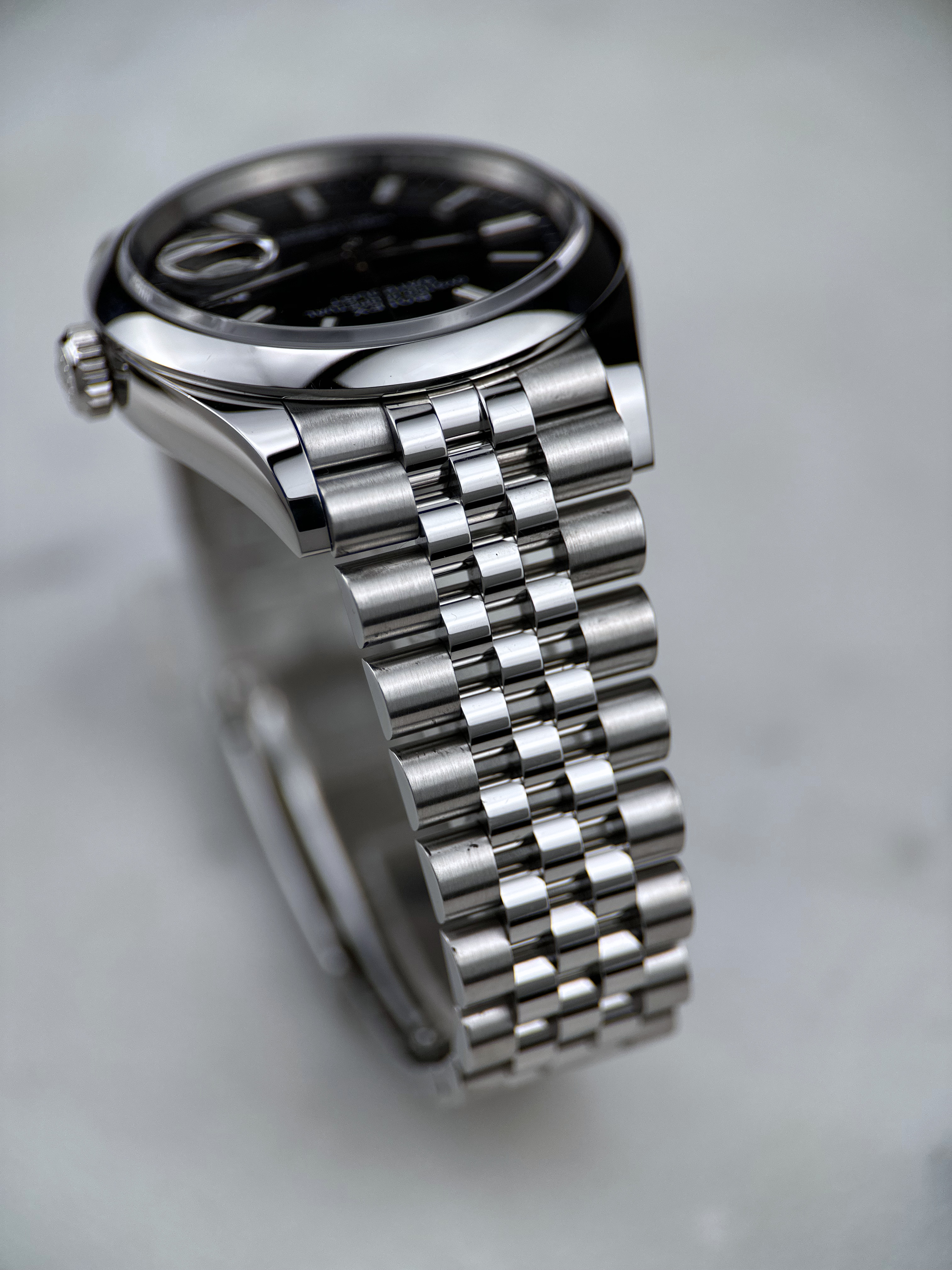 Rolex Datejust 36 Schwarz 126200 Fullset 2021