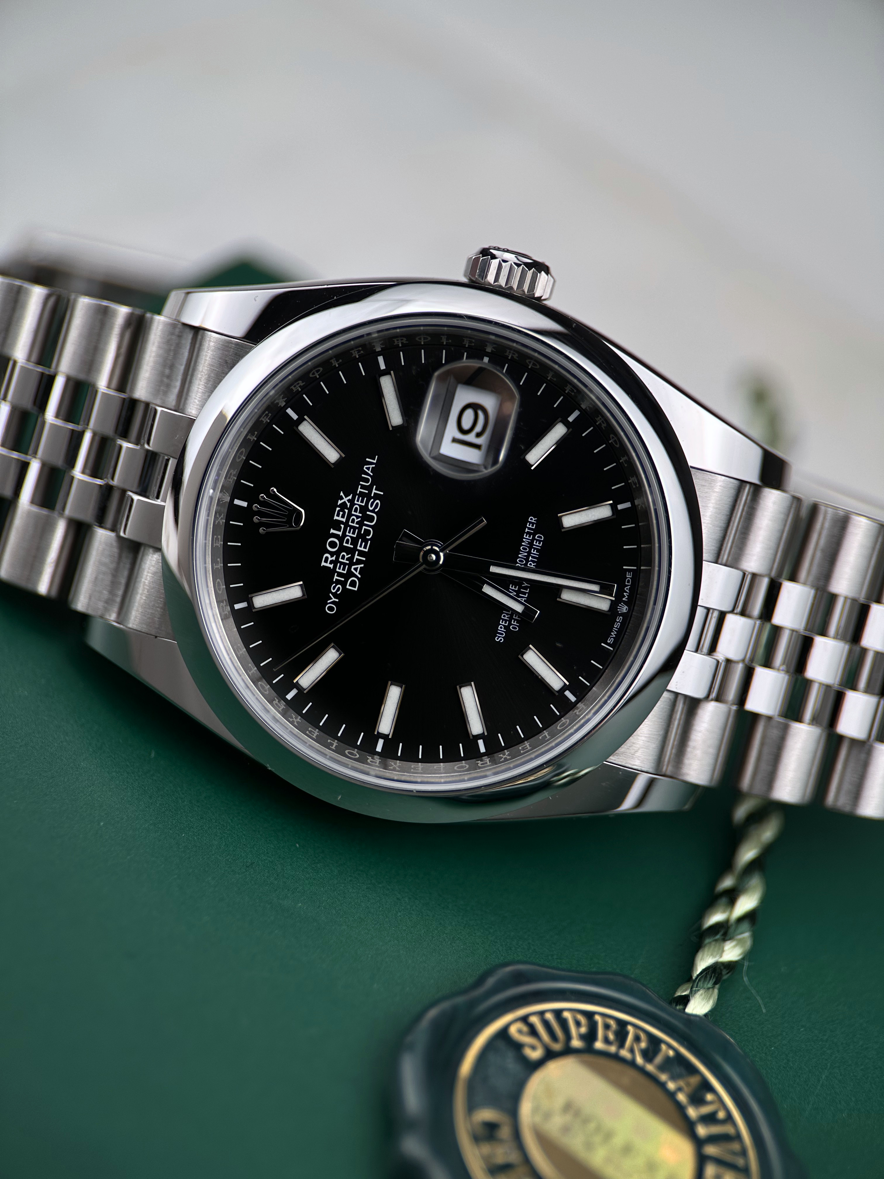 Rolex Datejust 36 Schwarz 126200 Fullset 2021