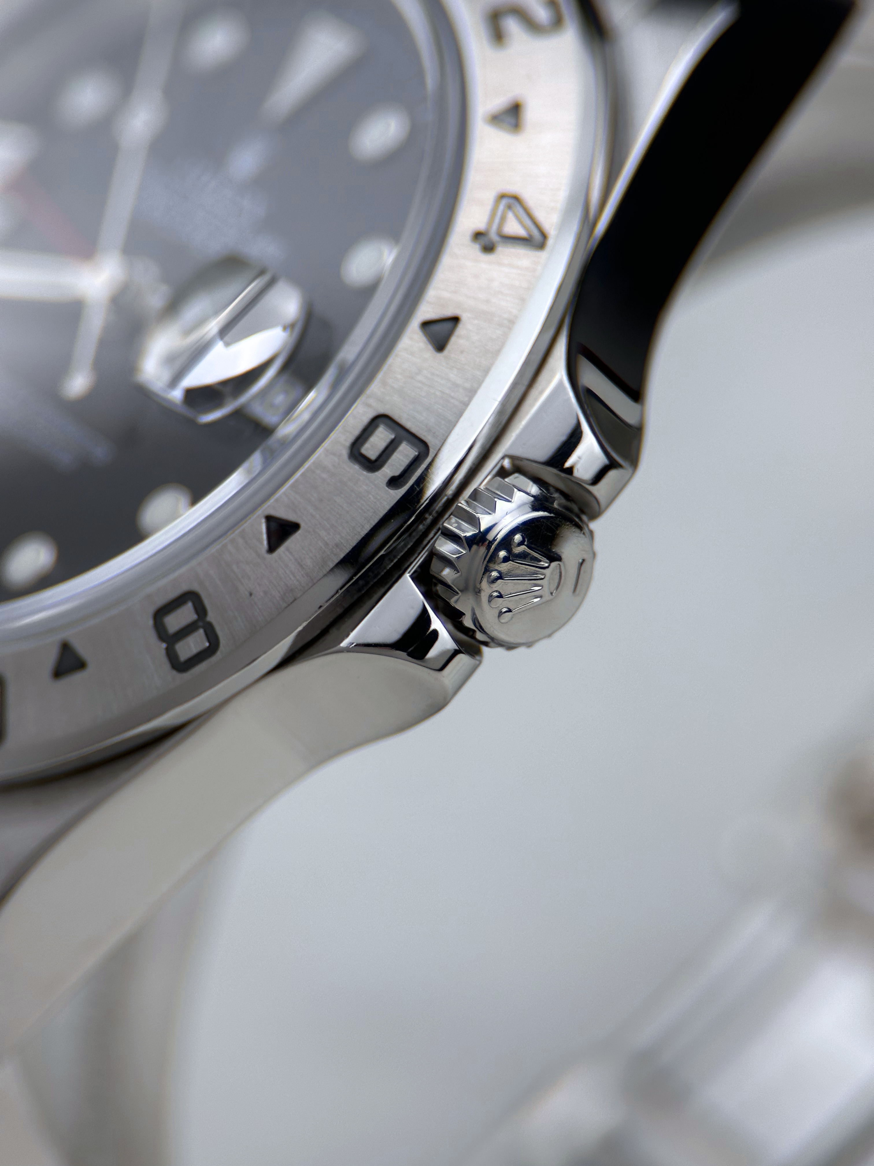 Rolex Explorer II Schwarz 16570 F-Serie 2003