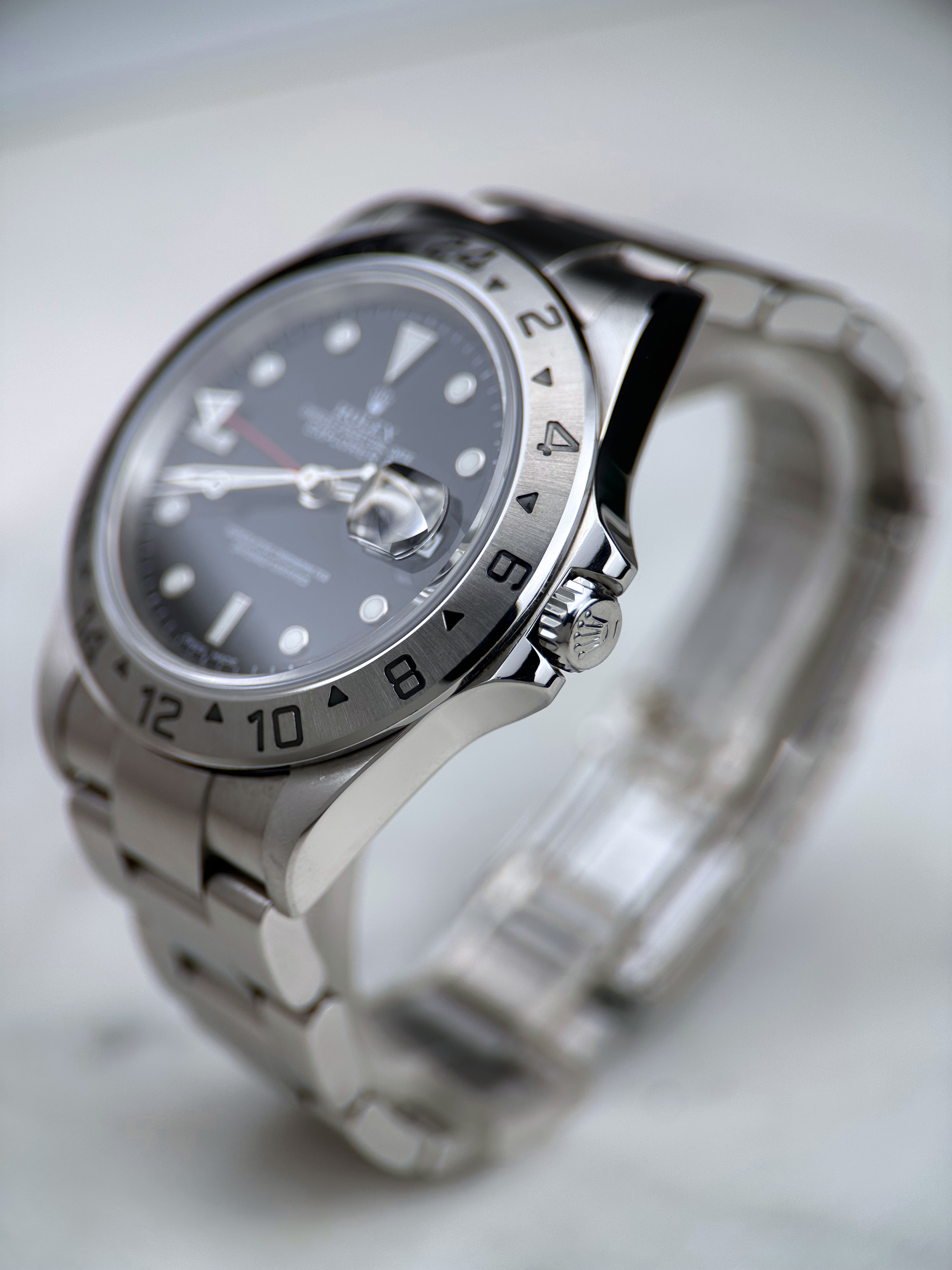 Rolex Explorer II Schwarz 16570 F-Serie 2003