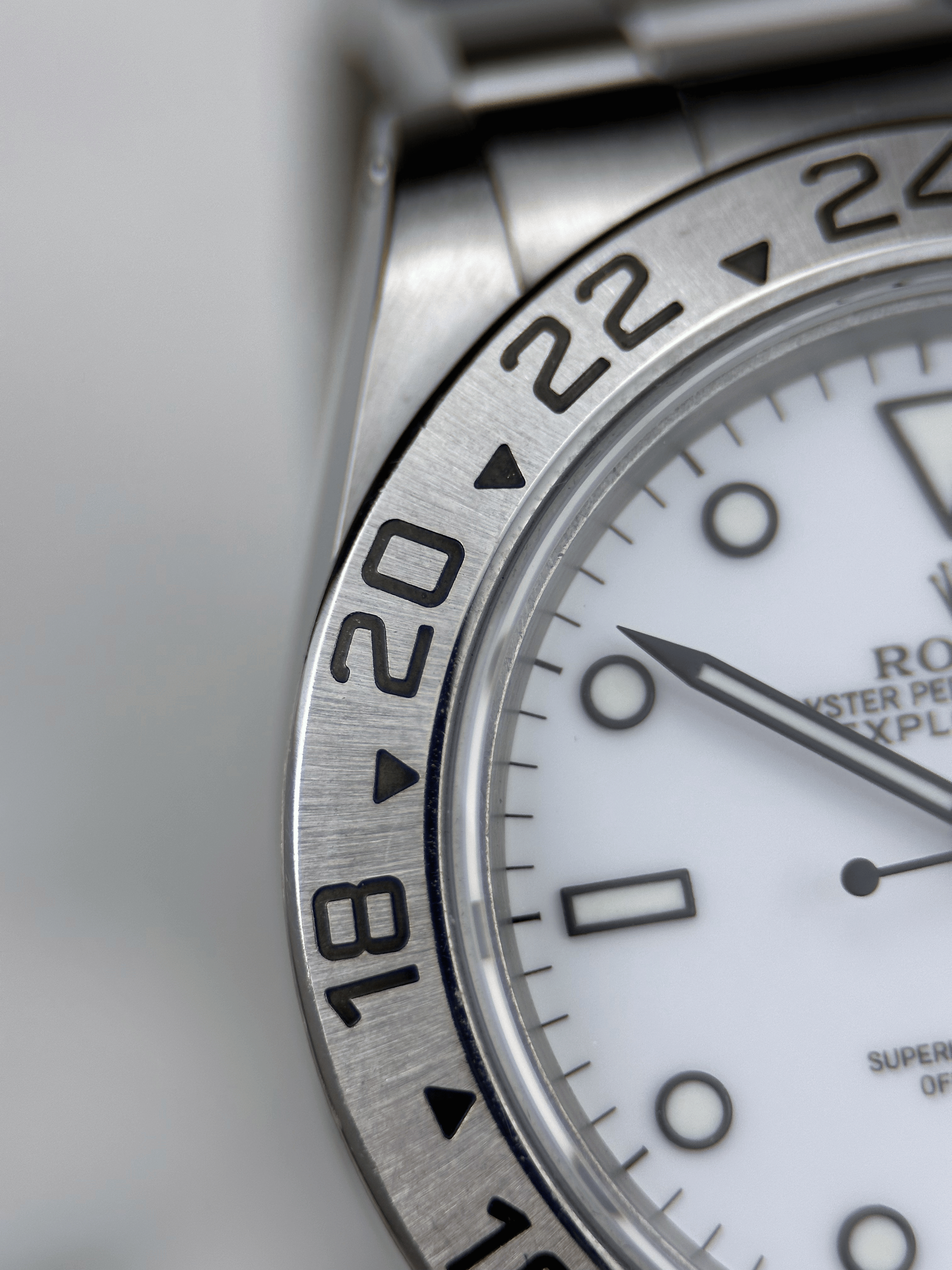 Rolex Explorer II Weiß 16570 A-Serie 1999