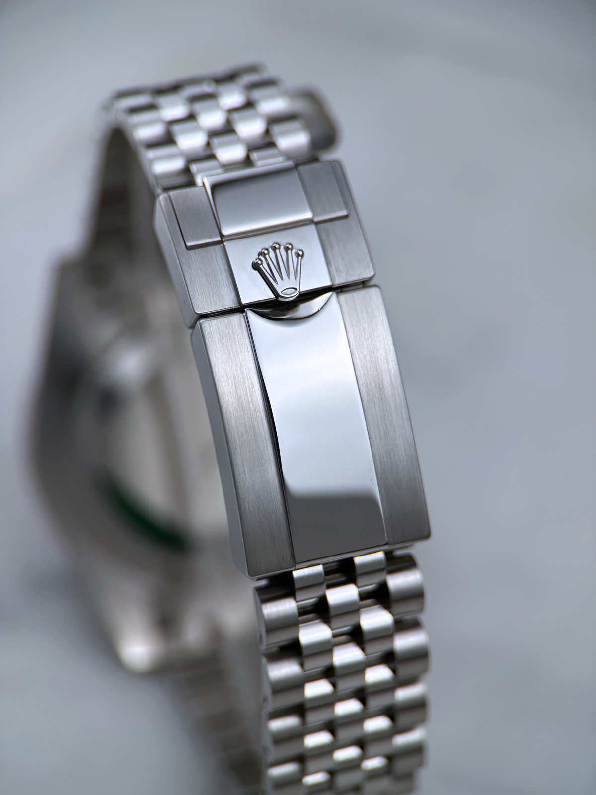 Rolex GMT Master II "Pepsi" 126170BLRO Fullset 2021