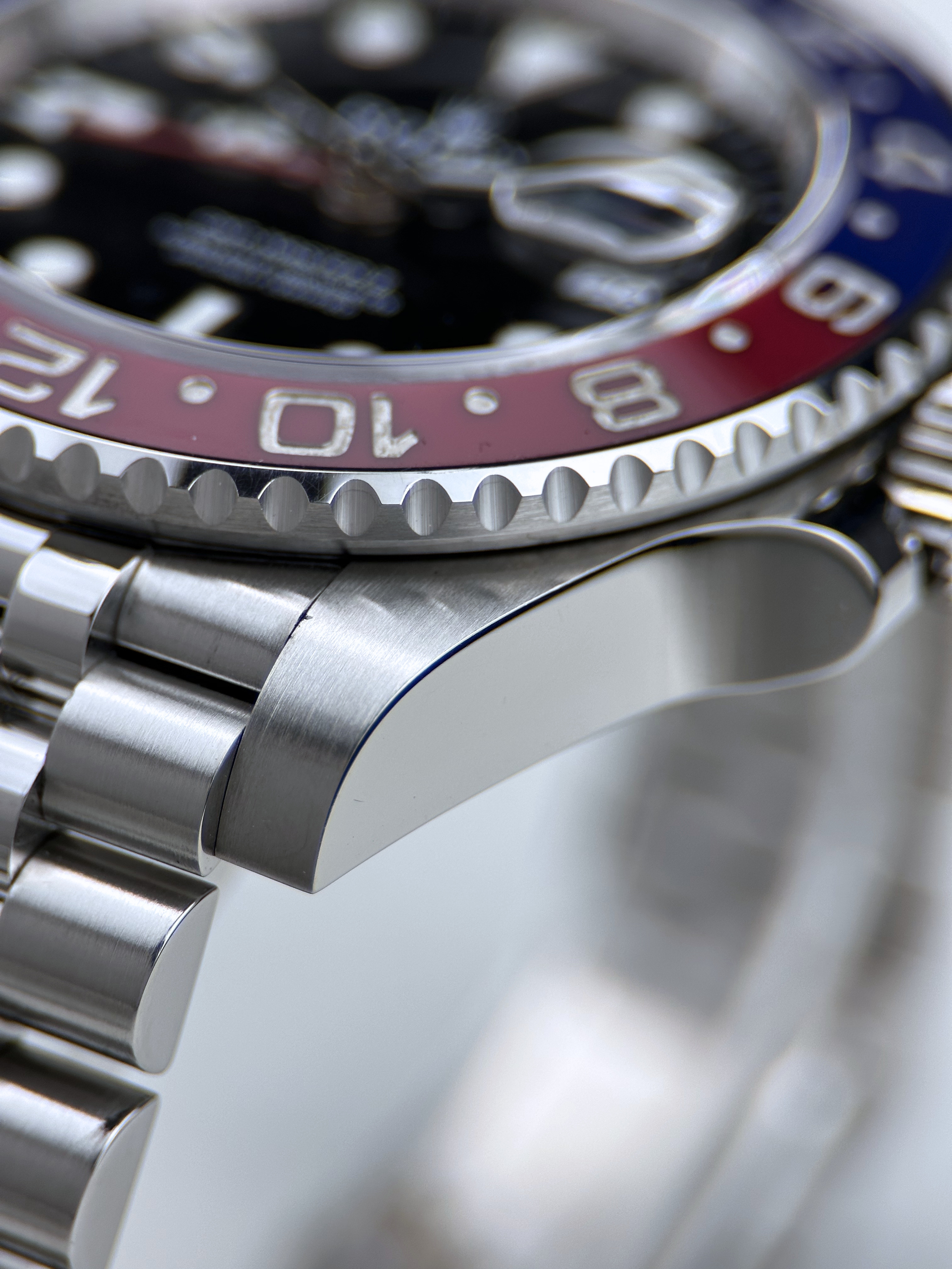 Rolex GMT Master II "Pepsi" 126710BLRO Fullset 2020
