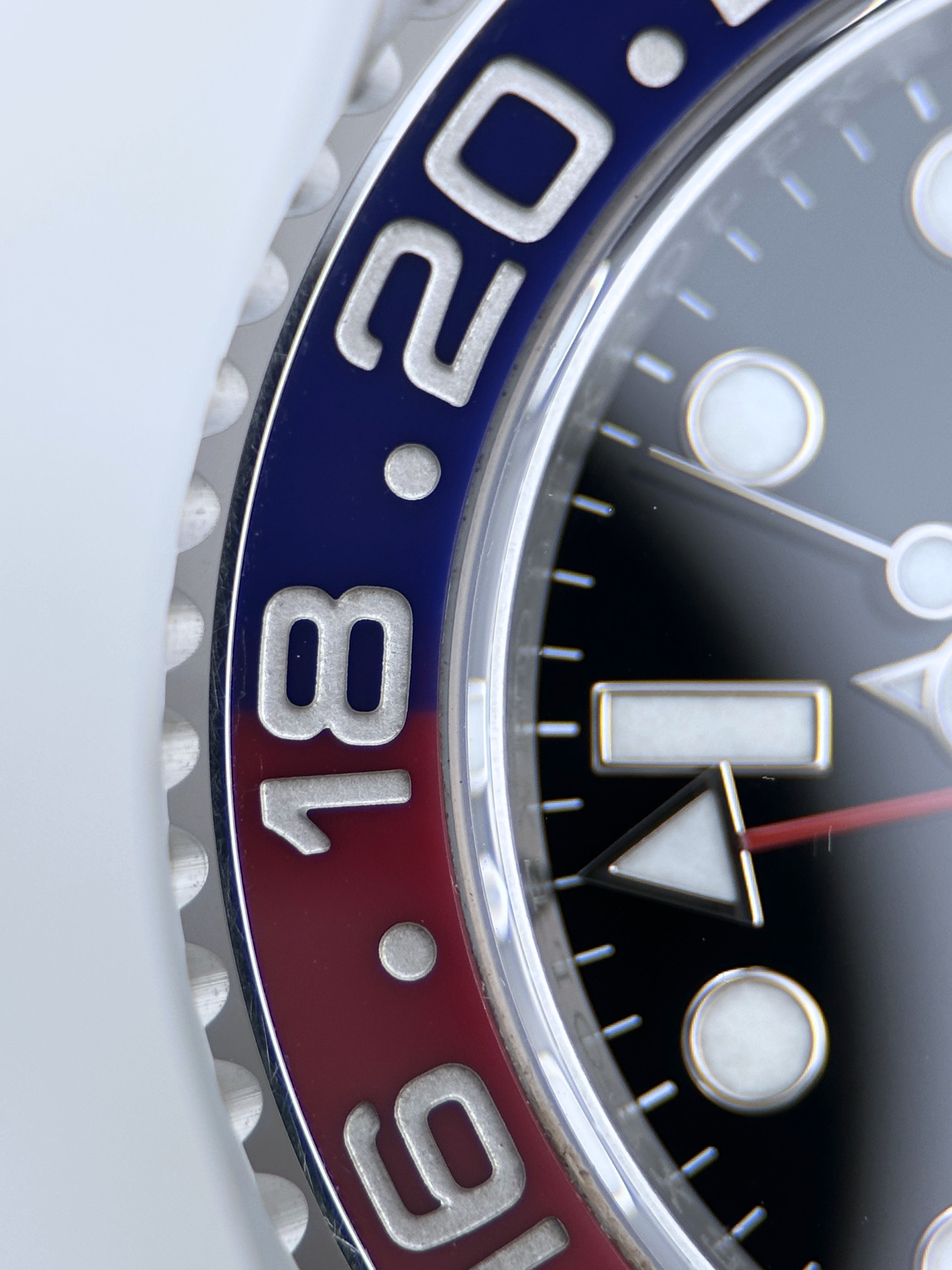 Rolex GMT Master II "Pepsi" 126710BLRO Fullset 2020