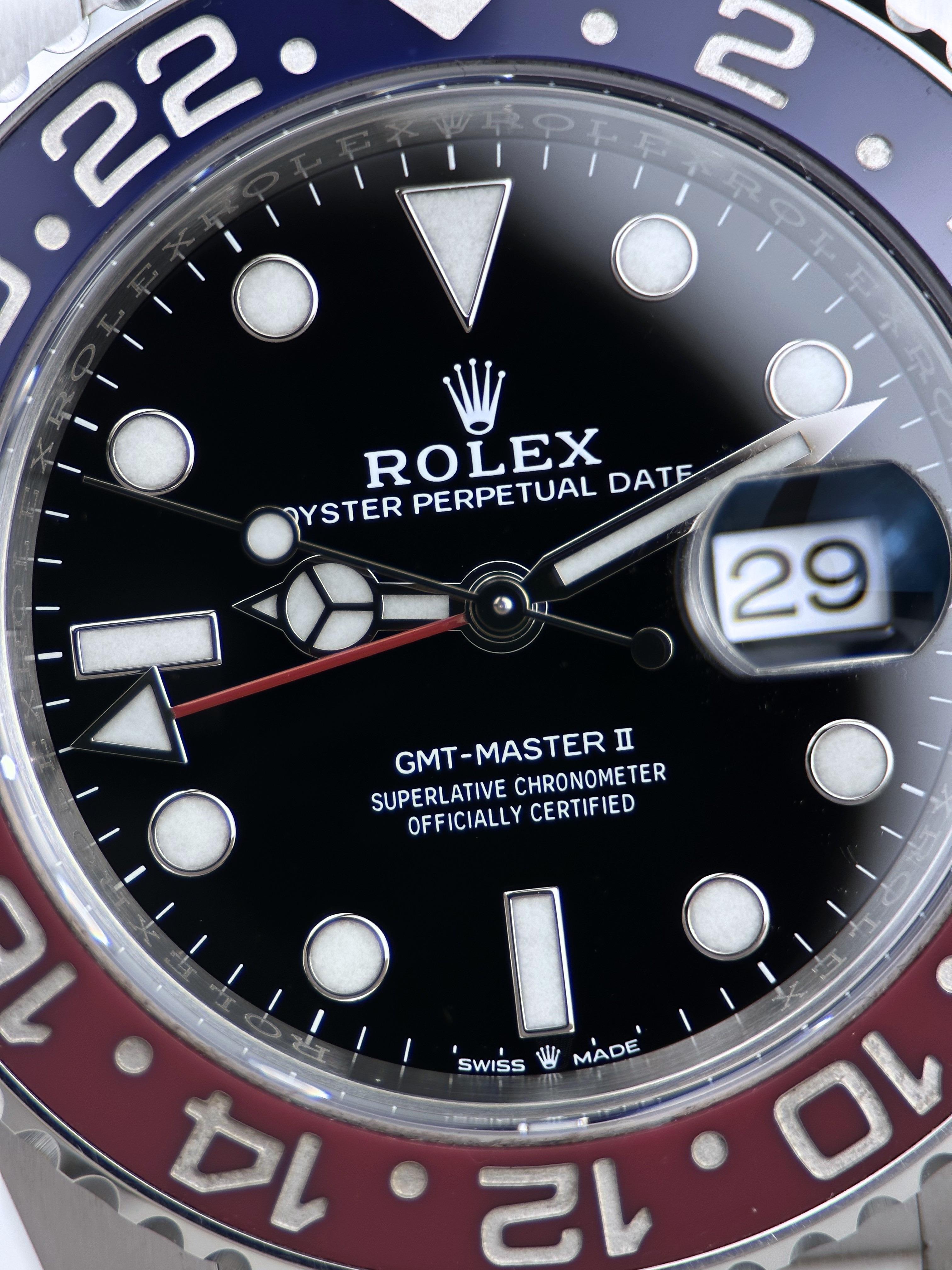 Rolex GMT Master II "Pepsi" 126710BLRO Fullset 2020